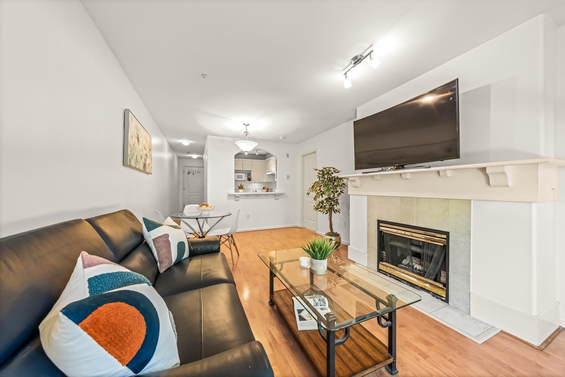 205 - 5900 Dover Crescent, Richmond, V7C 5R4 — photo 5