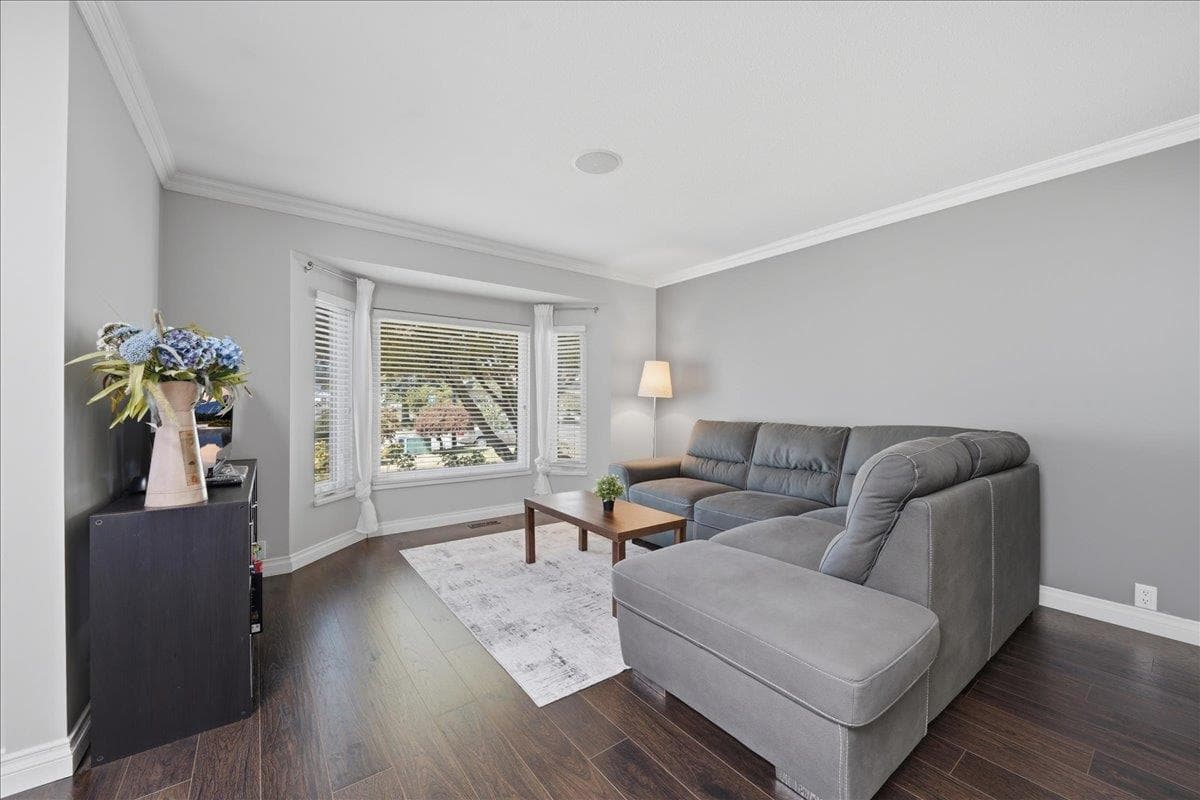 12110 Blossom Street, Maple Ridge, V2X 9J9 — photo 4