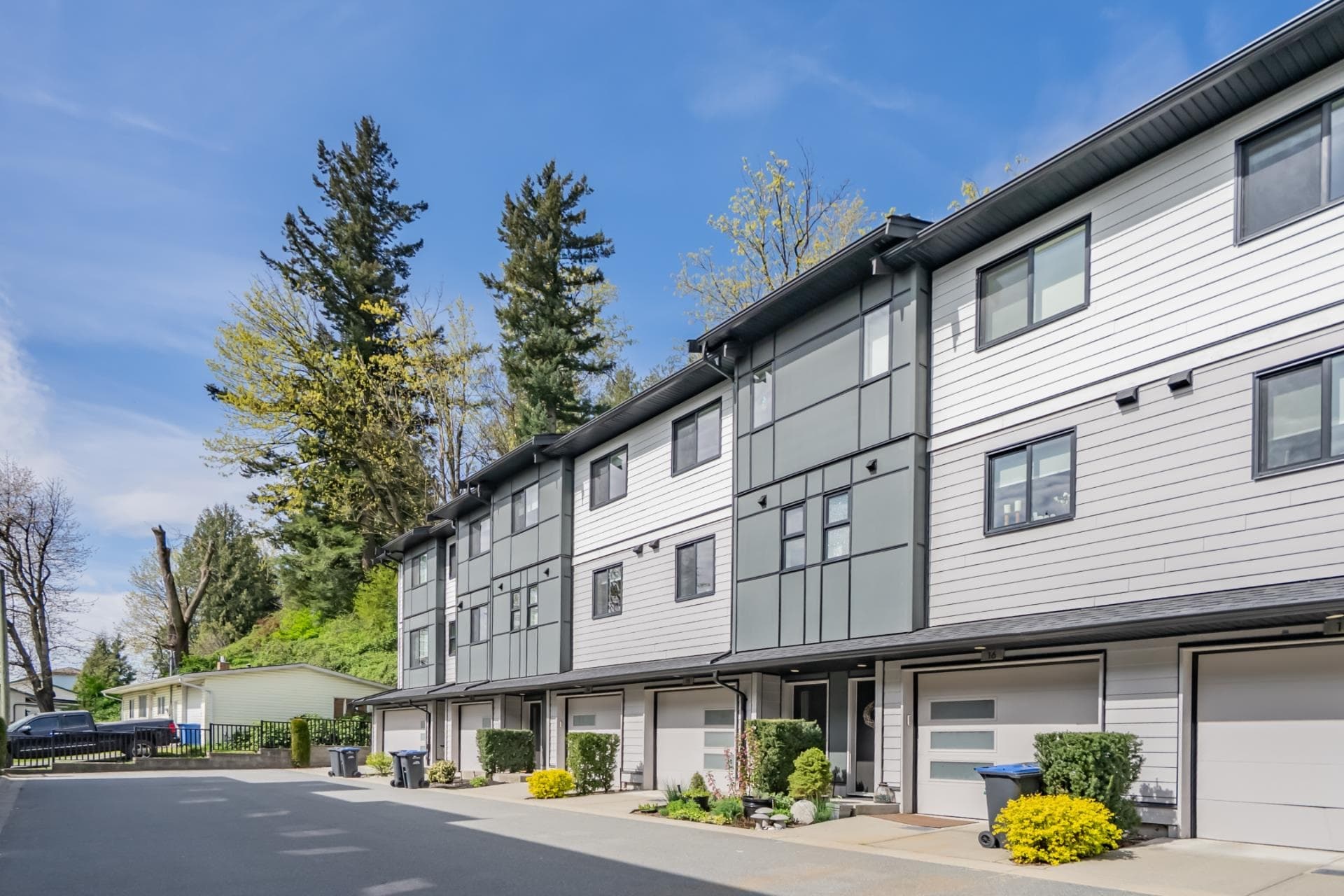 15 - 34825 Delair Road, Abbotsford, V2S 0J7 — photo 2