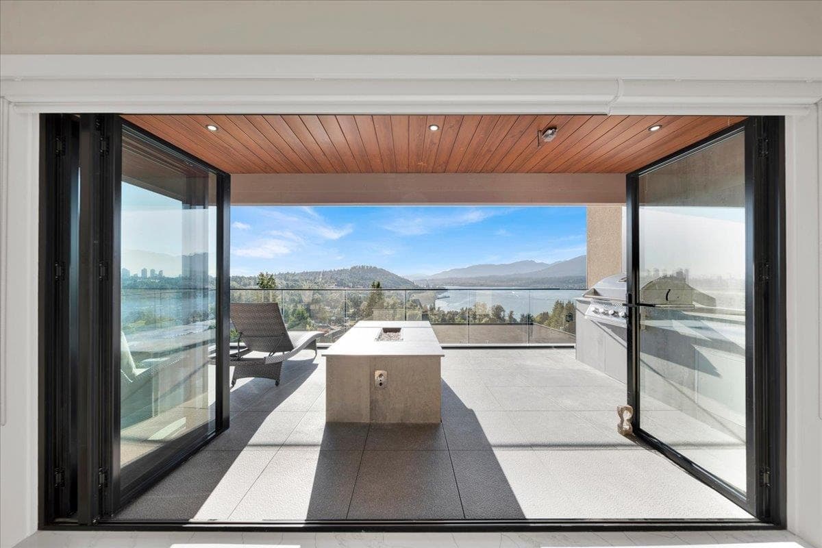 4 - 7275 Ridge Drive, Burnaby, V5A 1B4 — photo 3