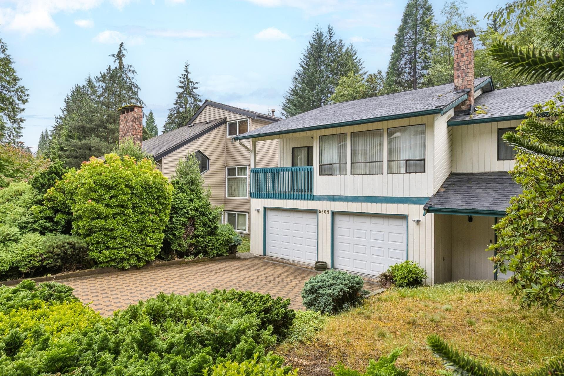 5609 White Pine Lane, North Vancouver, V7R 4S1 — photo 1