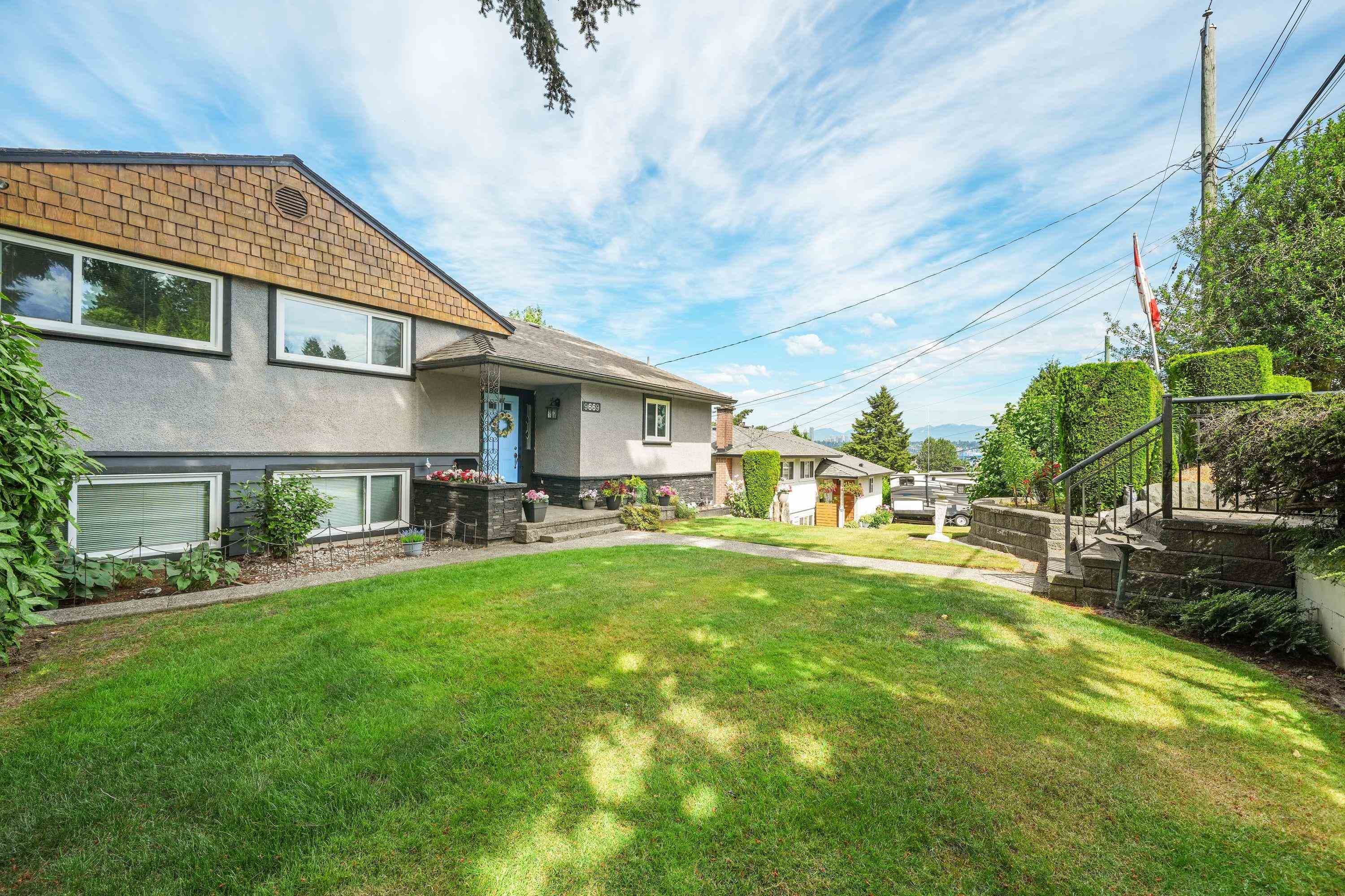 9669 Townline Diversion, Surrey, V3V 2T1 — photo 1