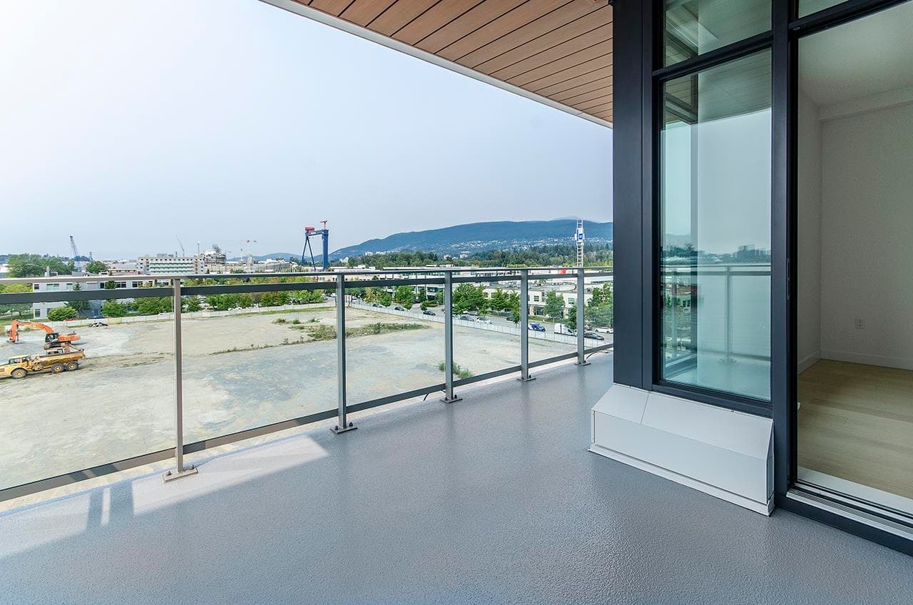 601 - 785 Harbour Way, North Vancouver, V7P 0G3 — photo 5