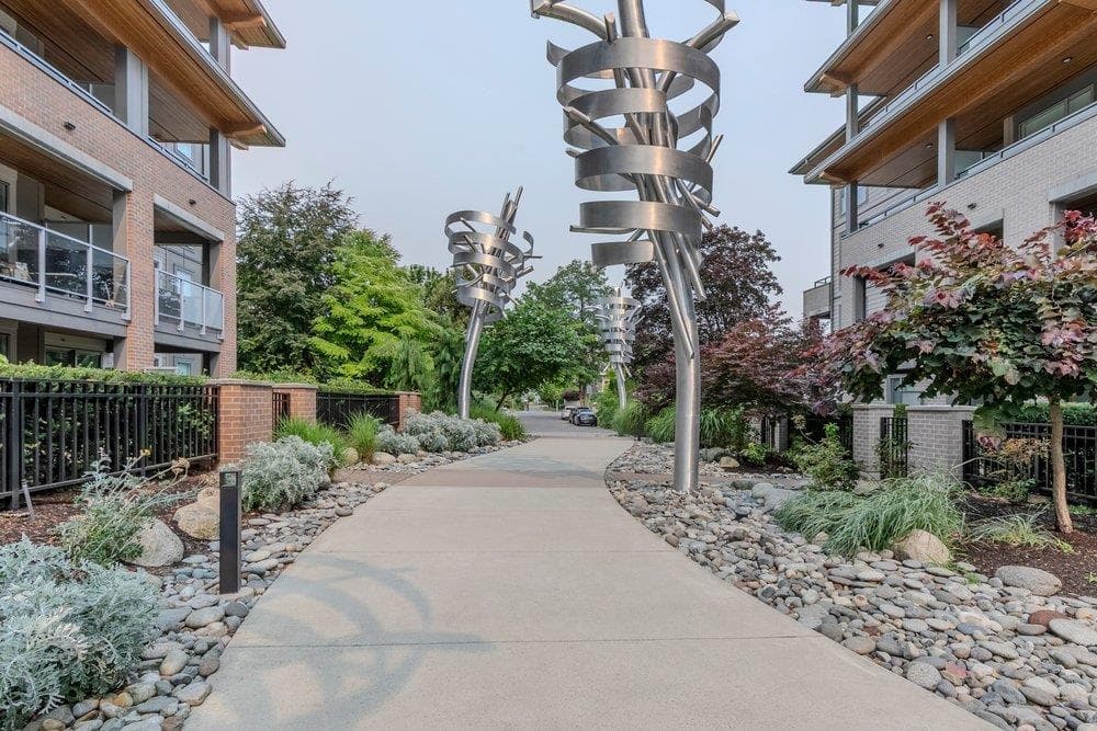 105 - 7133 14th Avenue, Burnaby, V3N 0H5 — photo 5