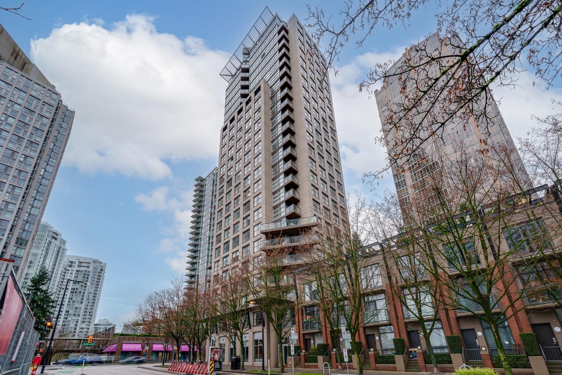 305 - 989 Beatty Street, Vancouver, V6Z 3C2 — photo 1