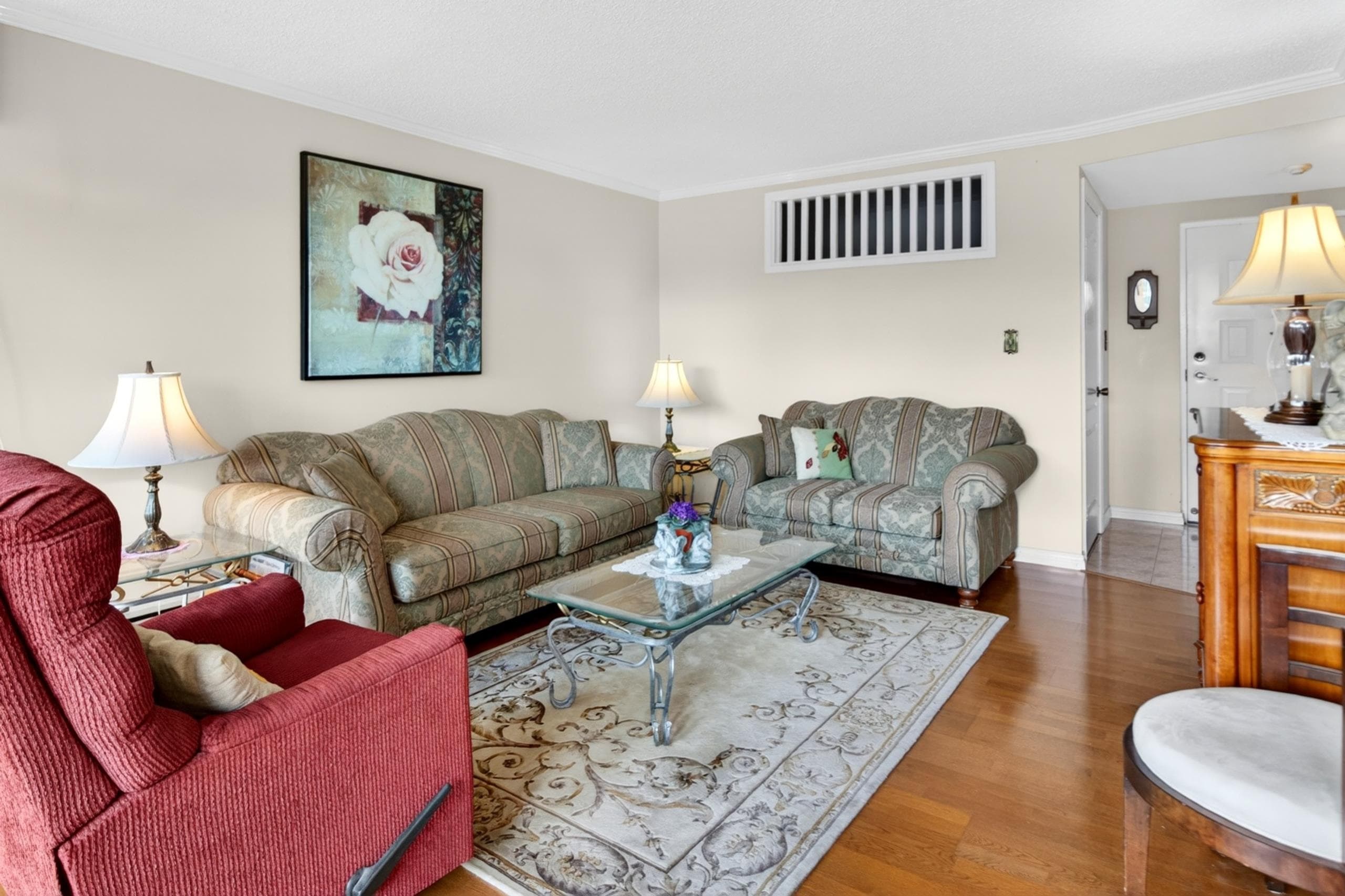 705 - 31955 Old Yale Road, Abbotsford, V2T 4N1 — photo 3