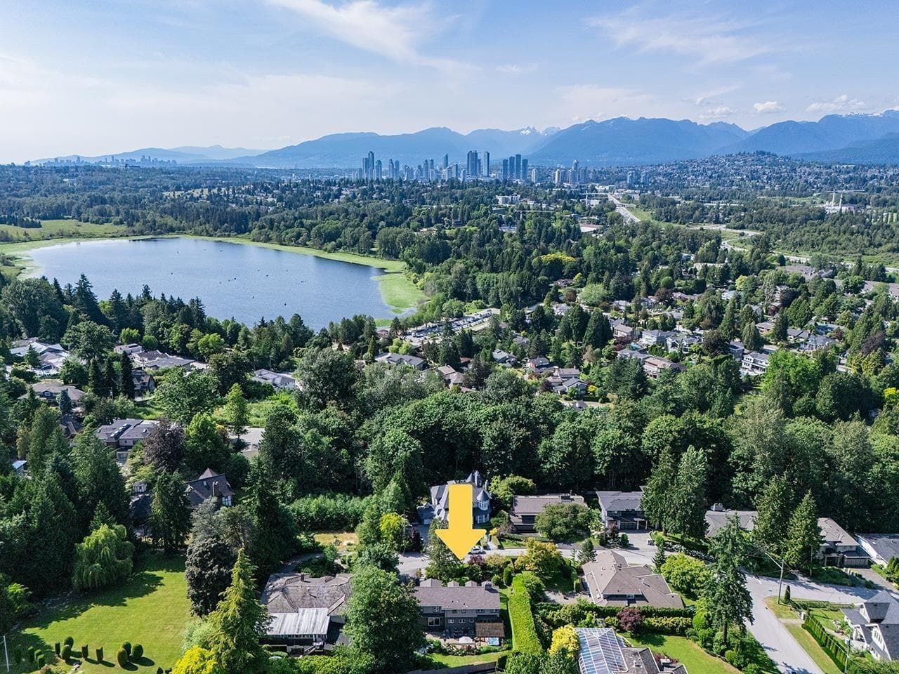 7488 Whelen Court, Burnaby