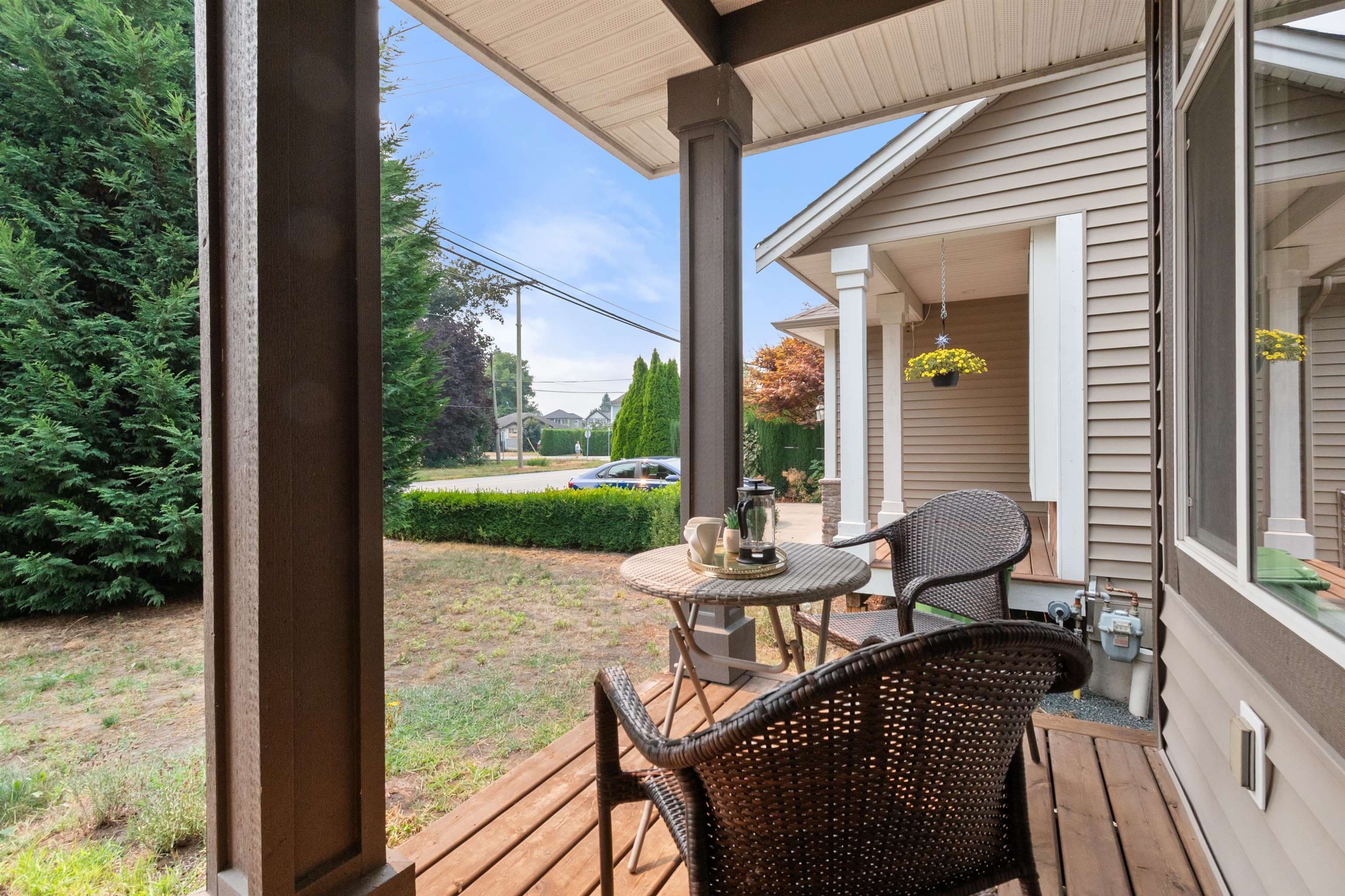 45517 Wells Road, Chilliwack, V2R 1G6 — photo 2