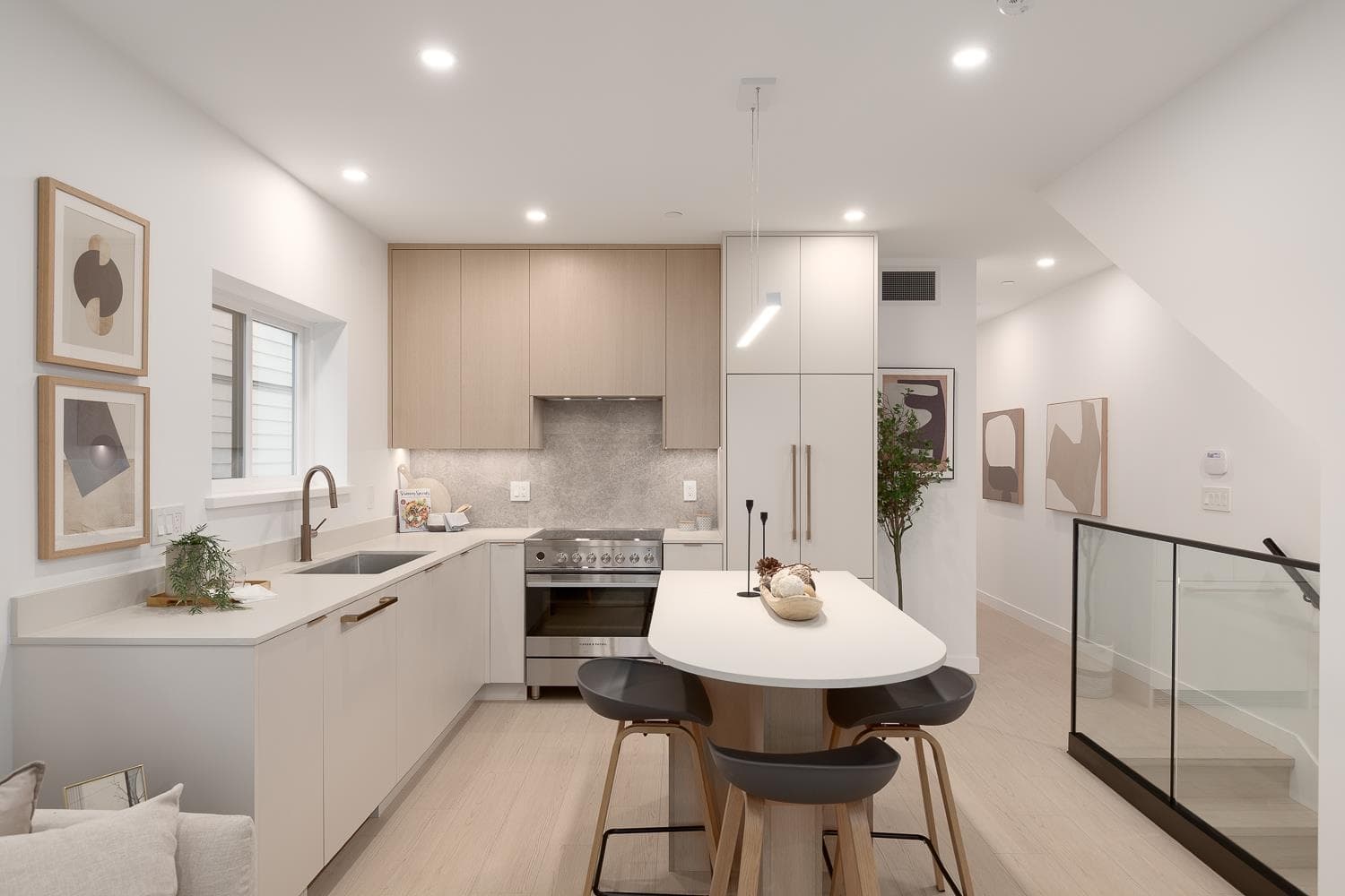 203 - 2329 E 34th Avenue, Vancouver, V5R 2S6 — photo 4