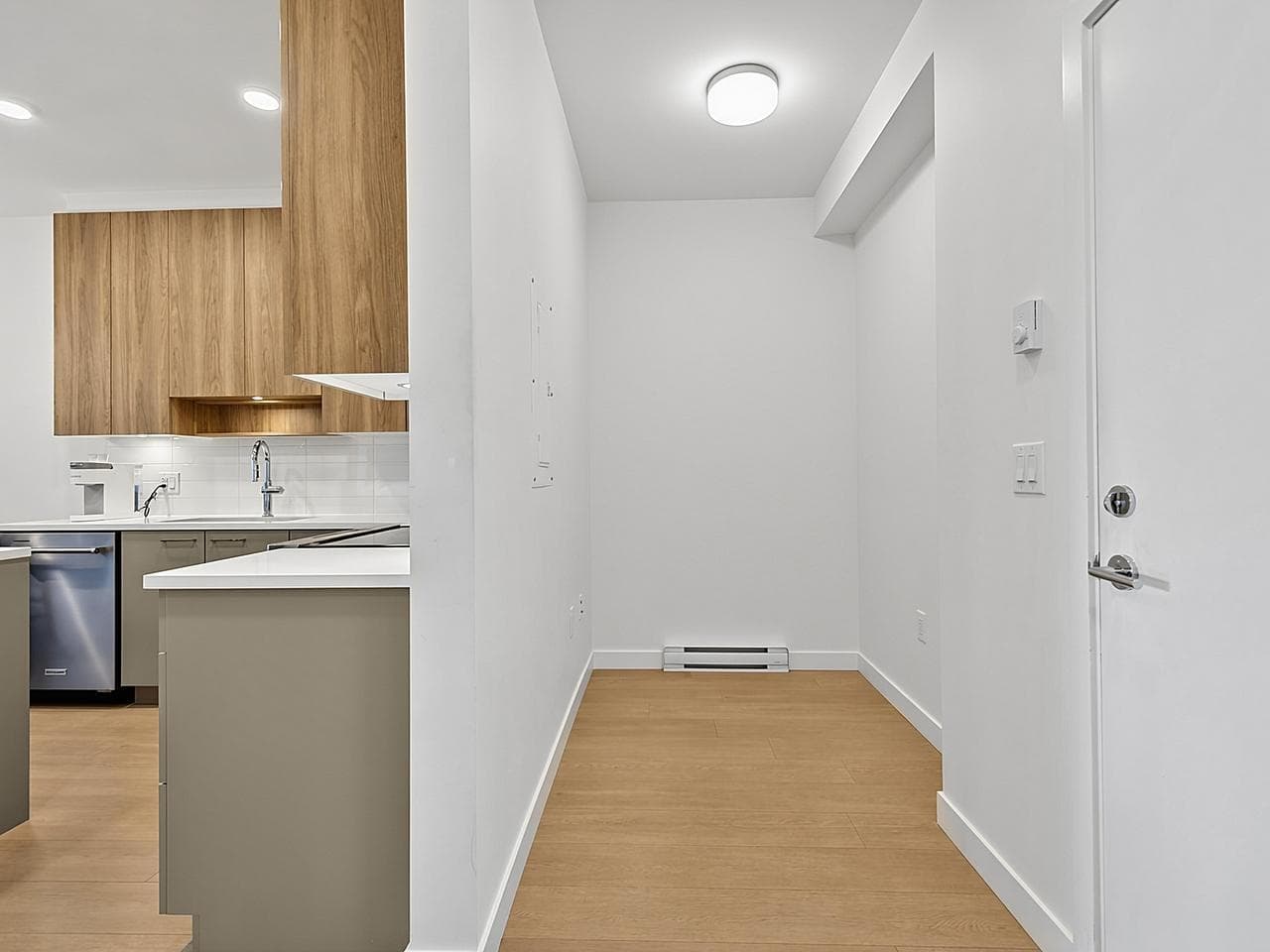 511 - 7599 15 Street, Burnaby, V3N 0H9 — photo 3