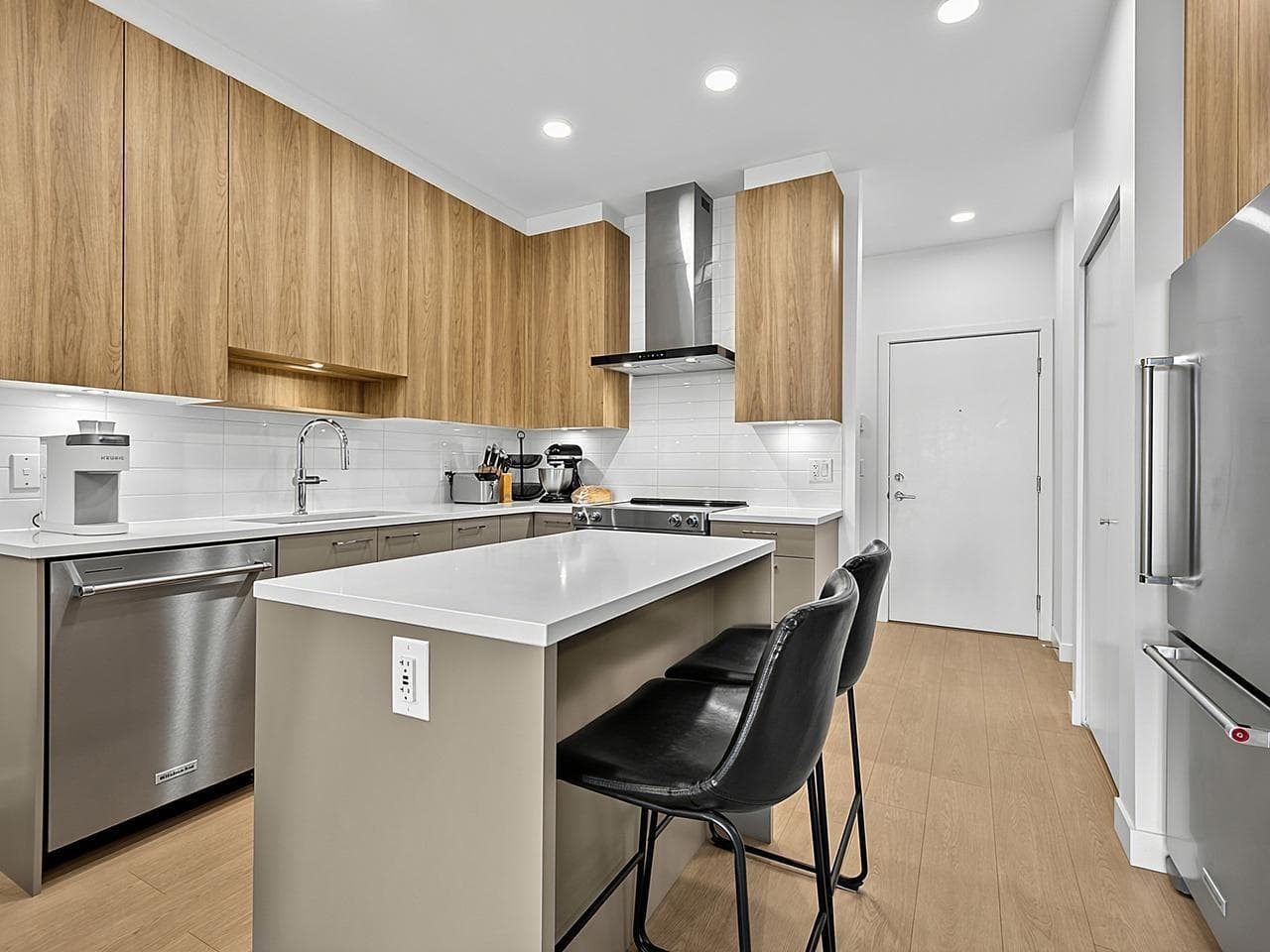 511 - 7599 15 Street, Burnaby, V3N 0H9 — photo 5