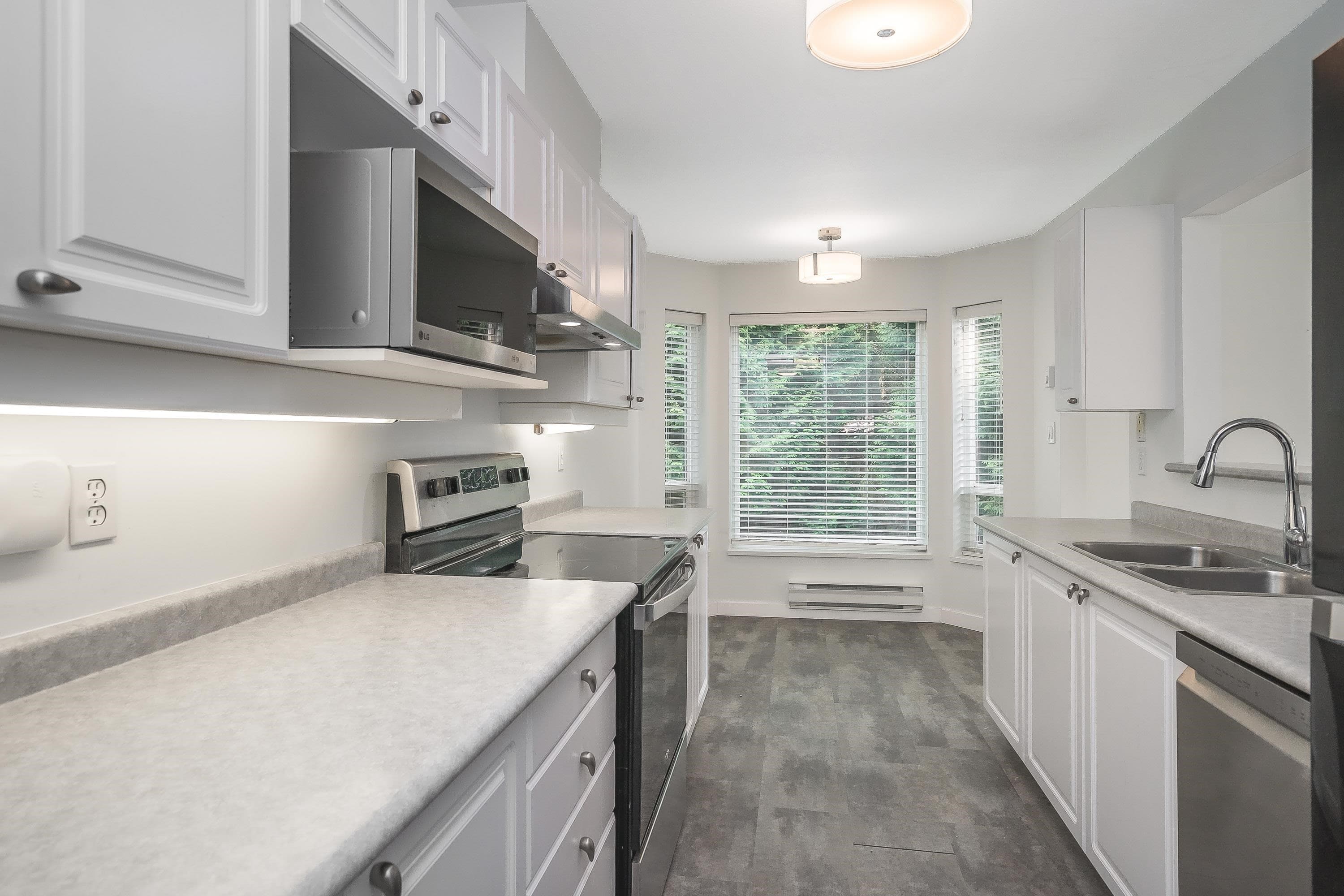 203 - 2855 152 Street, Surrey, V4P 1H2 — photo 4