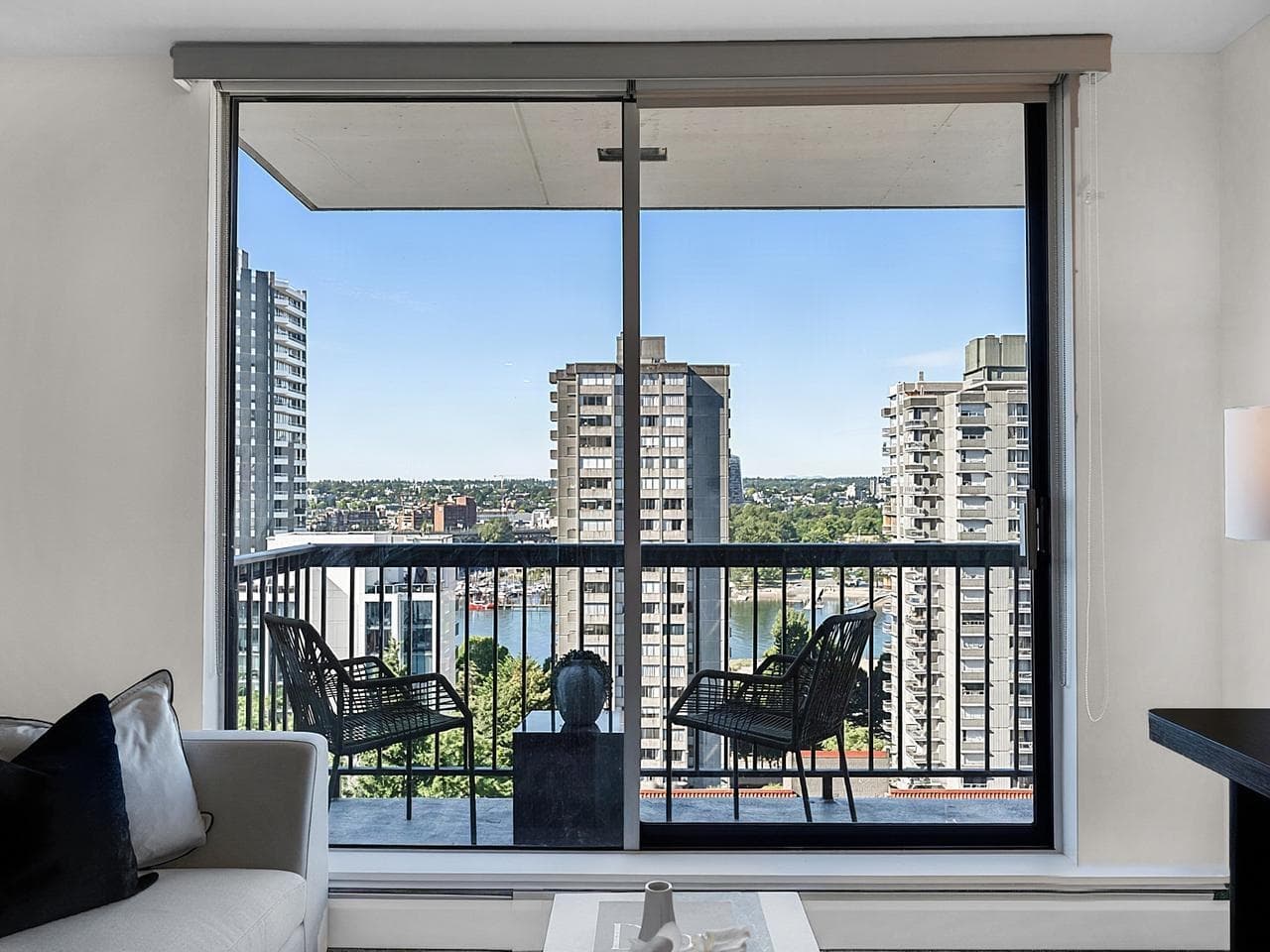 1008 - 1146 Harwood Street, Vancouver, V6E 3V1 — photo 4