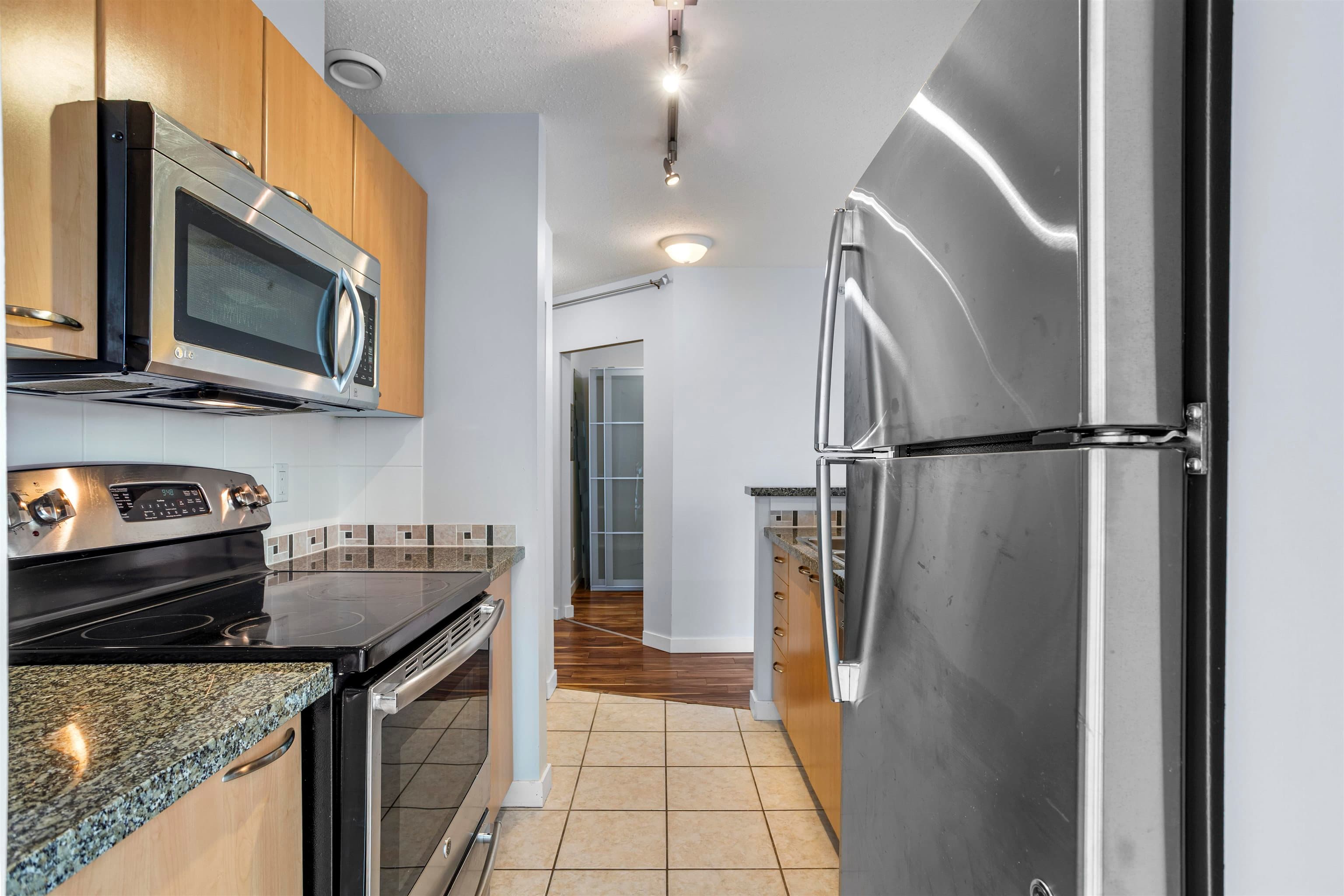 1506 - 1420 W Georgia Street, Vancouver, V6G 3K4 — photo 5