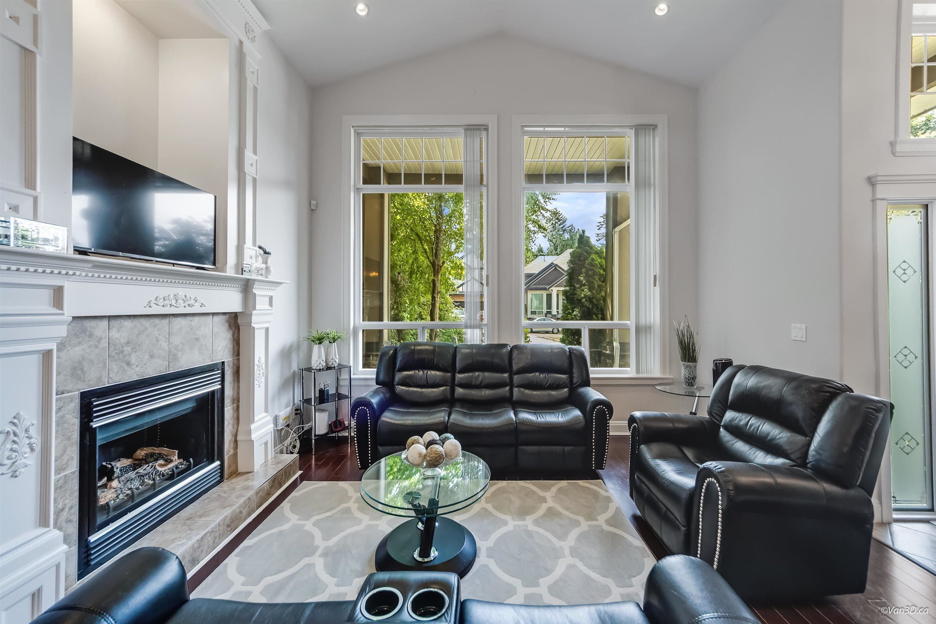 7506 143c Street, Surrey, V3W 1S2 — photo 3