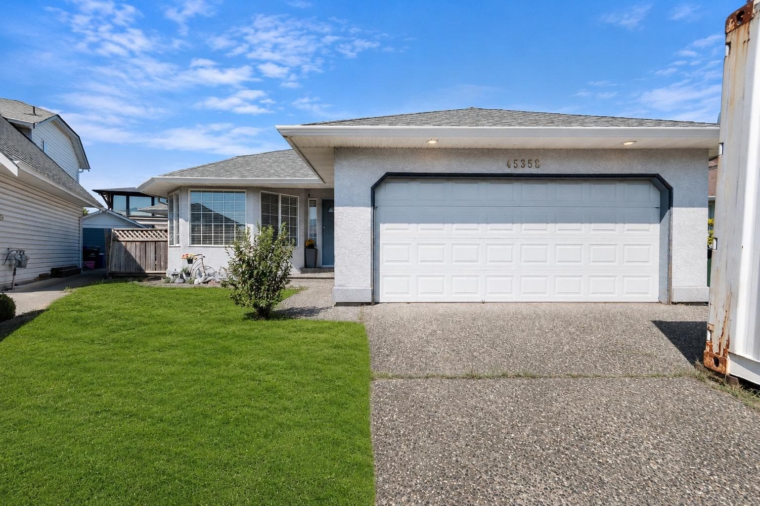 45358 Paige Place, Chilliwack, V2R 3V3 — photo 2