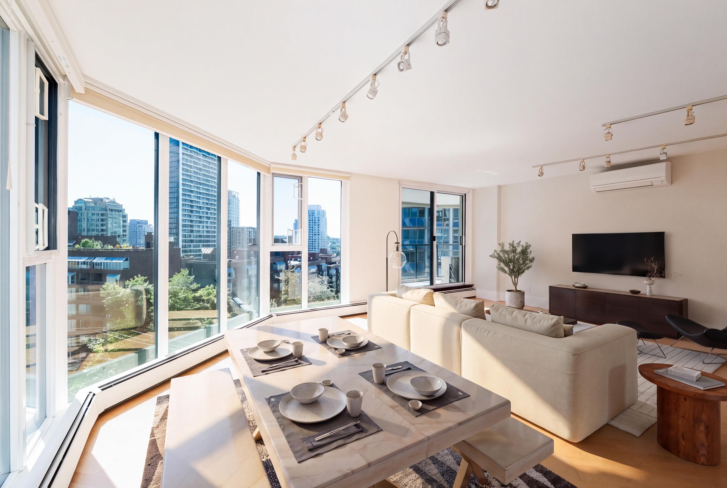 905 - 1010 Burnaby Street, Vancouver