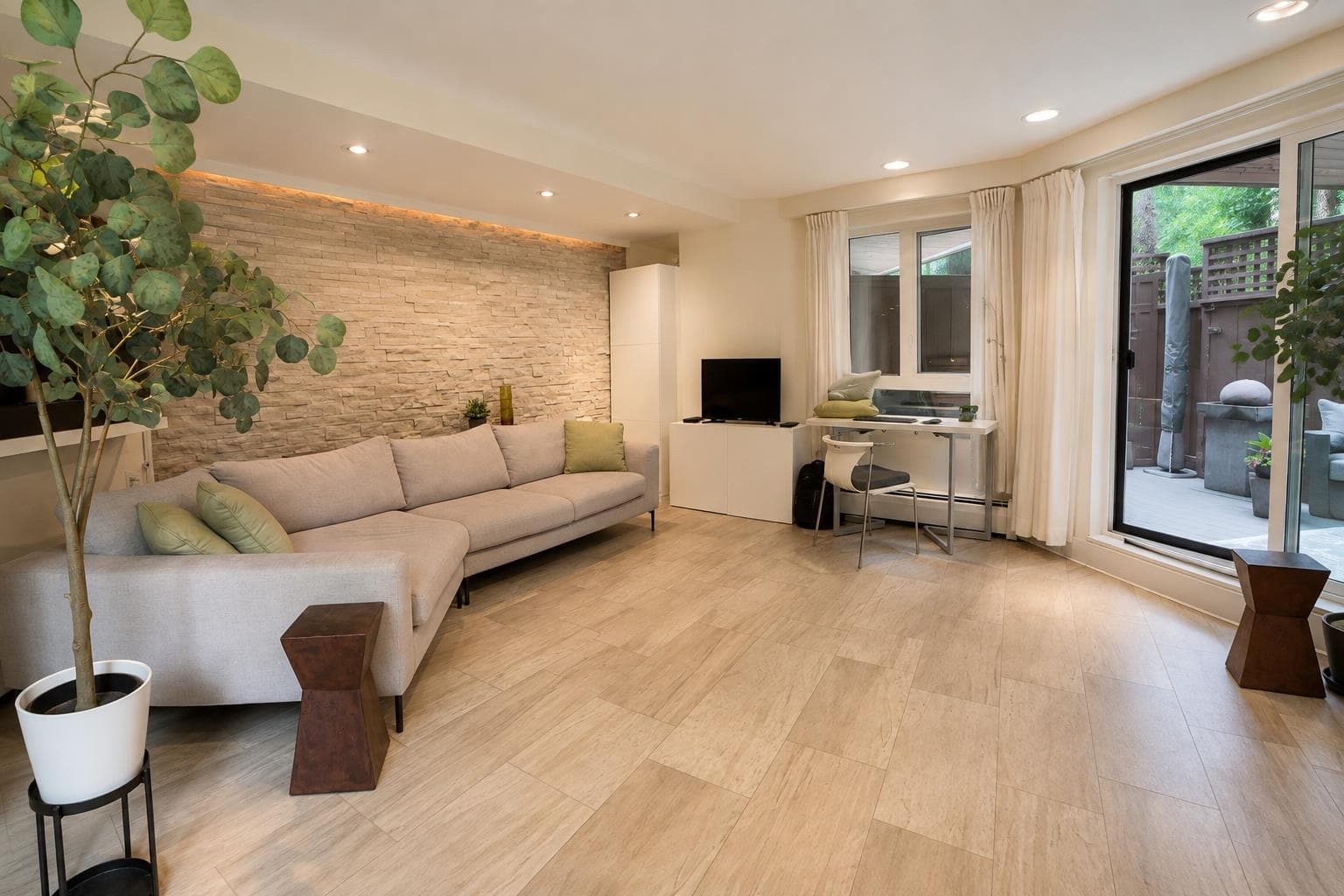 103 - 1855 Nelson Street, Vancouver, V6G 1M9 — photo 4