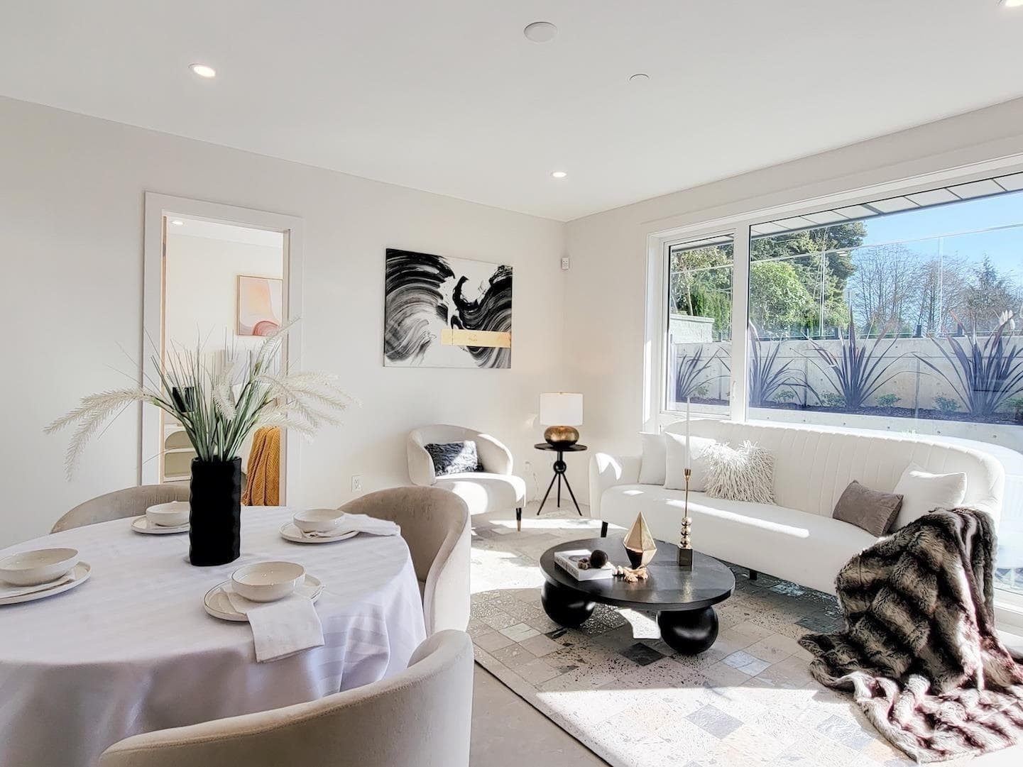 2141 Jefferson Avenue, West Vancouver