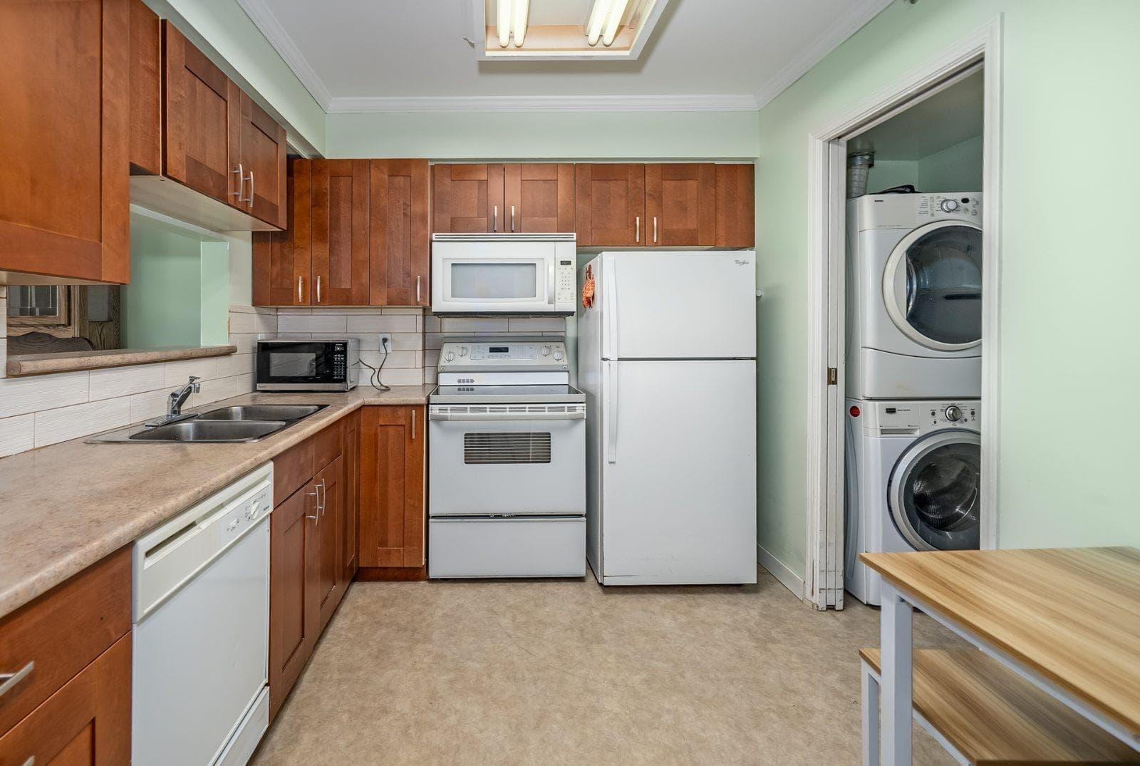 206 - 1180 Pinetree Way, Coquitlam, V3B 7L2 — photo 3