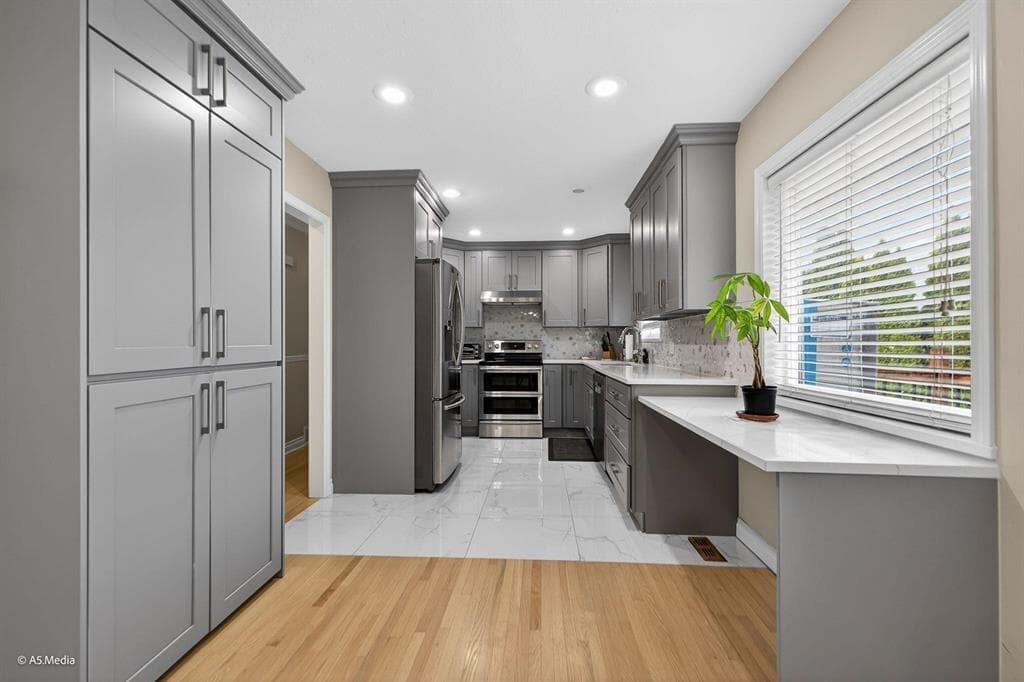 Upper - 22939 128 Avenue, Maple Ridge