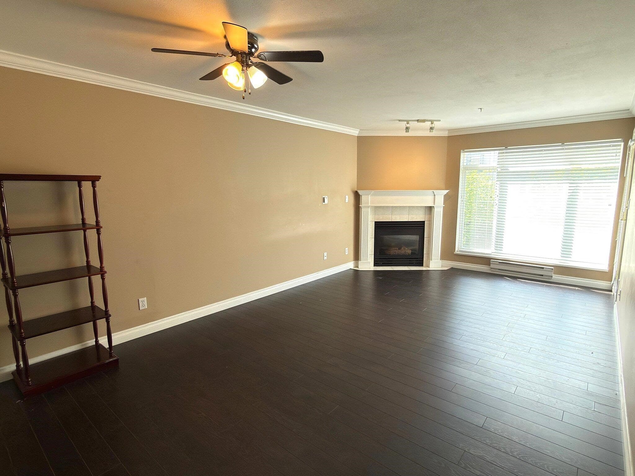 211 - 32085 George Ferguson Way, Abbotsford, V2T 2K7 — photo 2