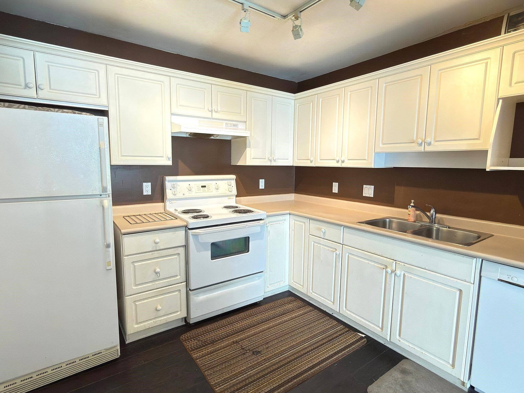 211 - 32085 George Ferguson Way, Abbotsford, V2T 2K7 — photo 4