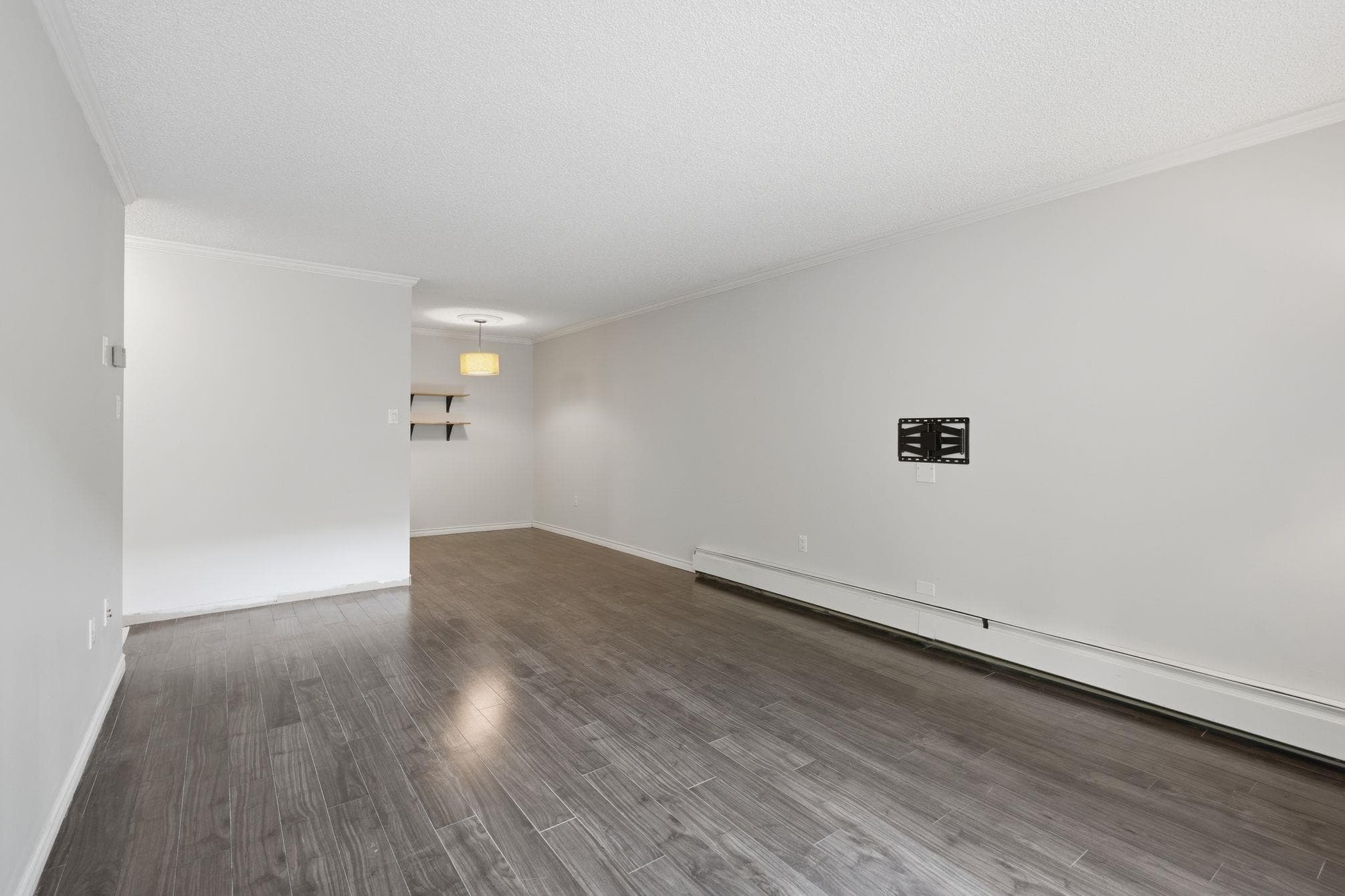 210 - 466 E Eighth Avenue, New Westminster, V3L 4L2 — photo 3