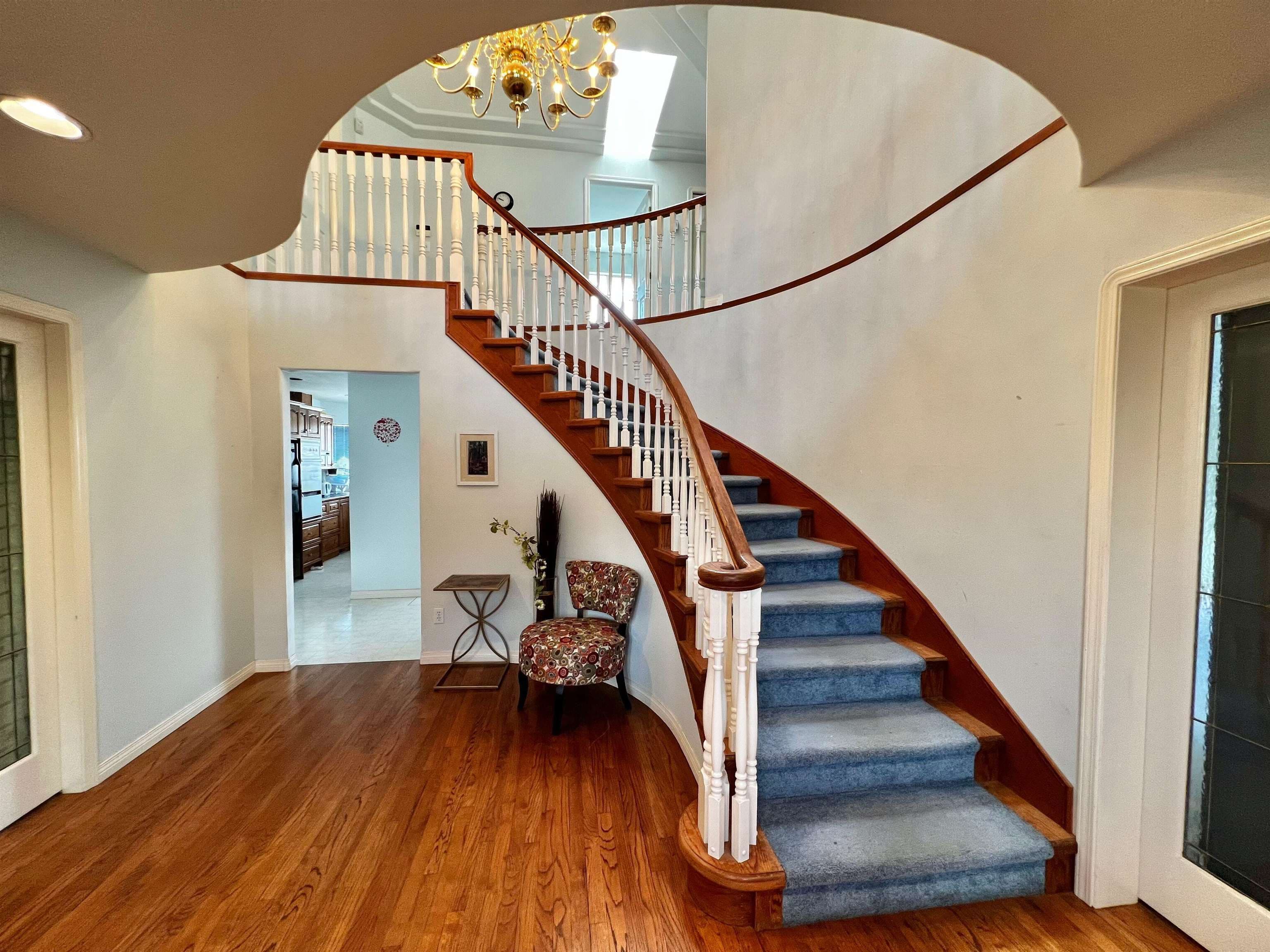 D - 4864 Watling Street, Burnaby