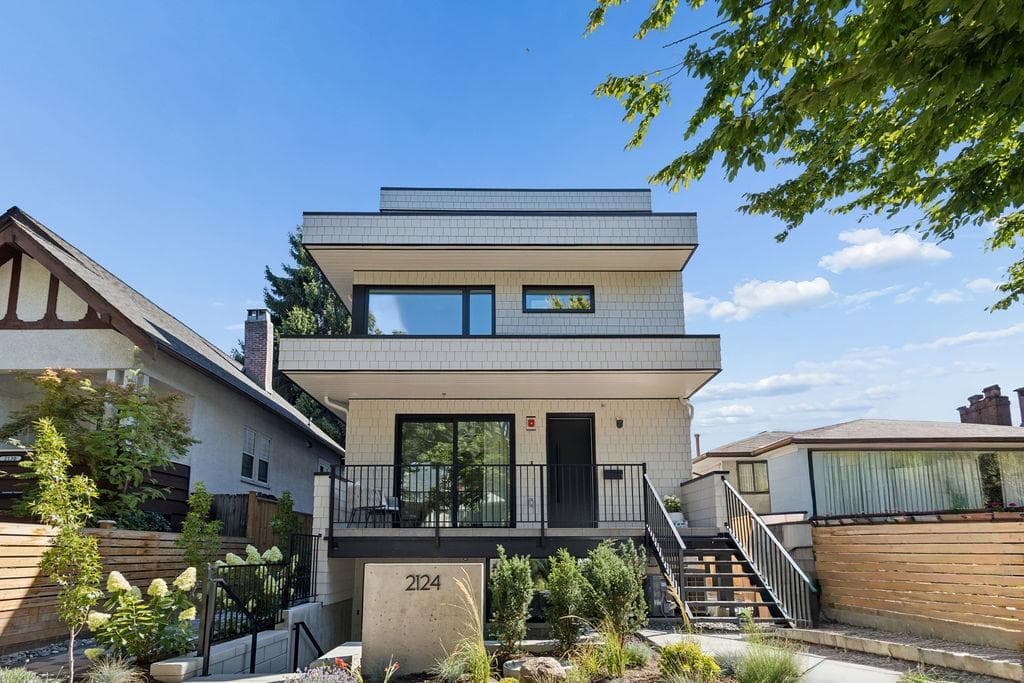 1 - 2124 E 8 Avenue, Vancouver