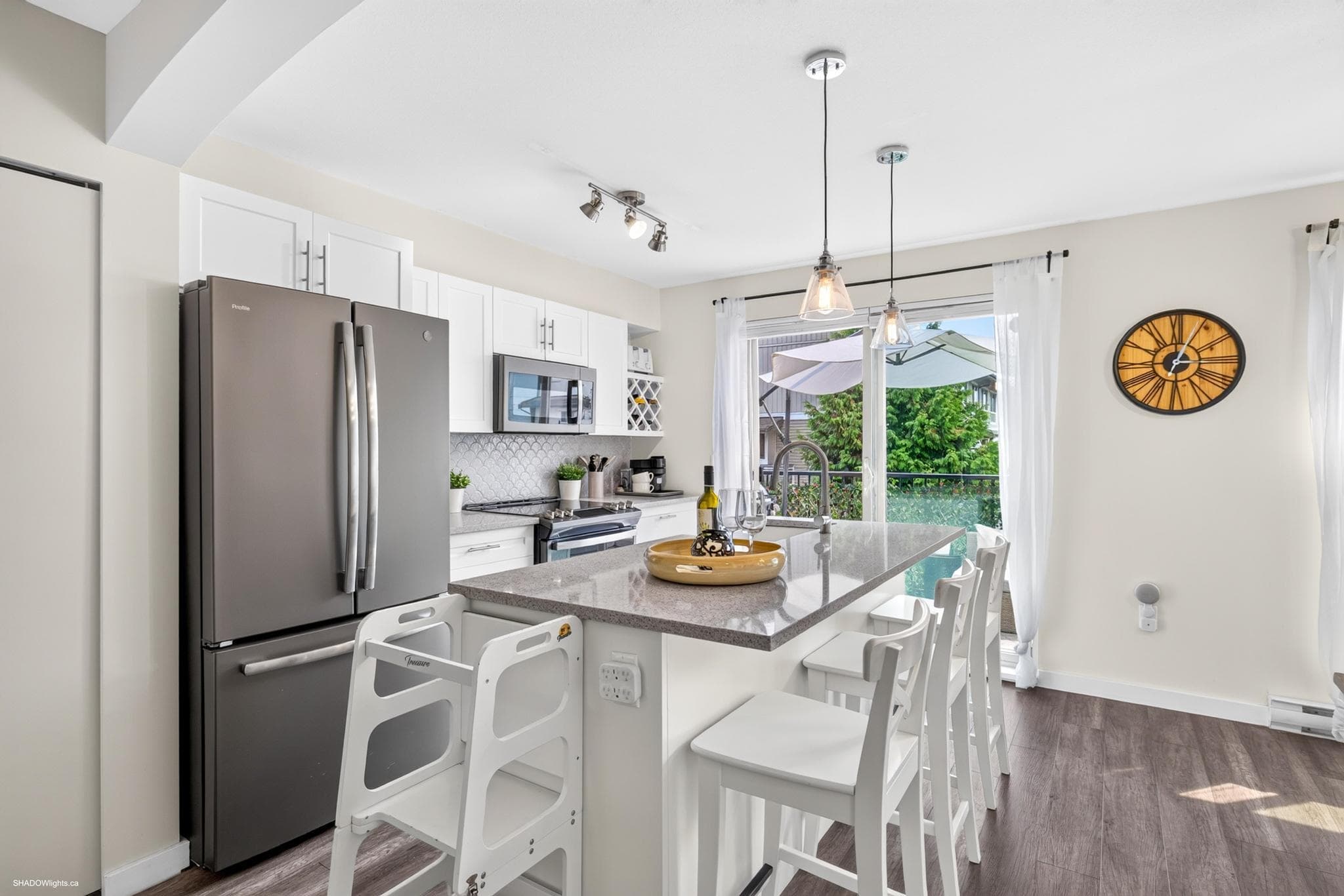 145 - 6671 121 Street, Surrey, V3W 1T9 — photo 2