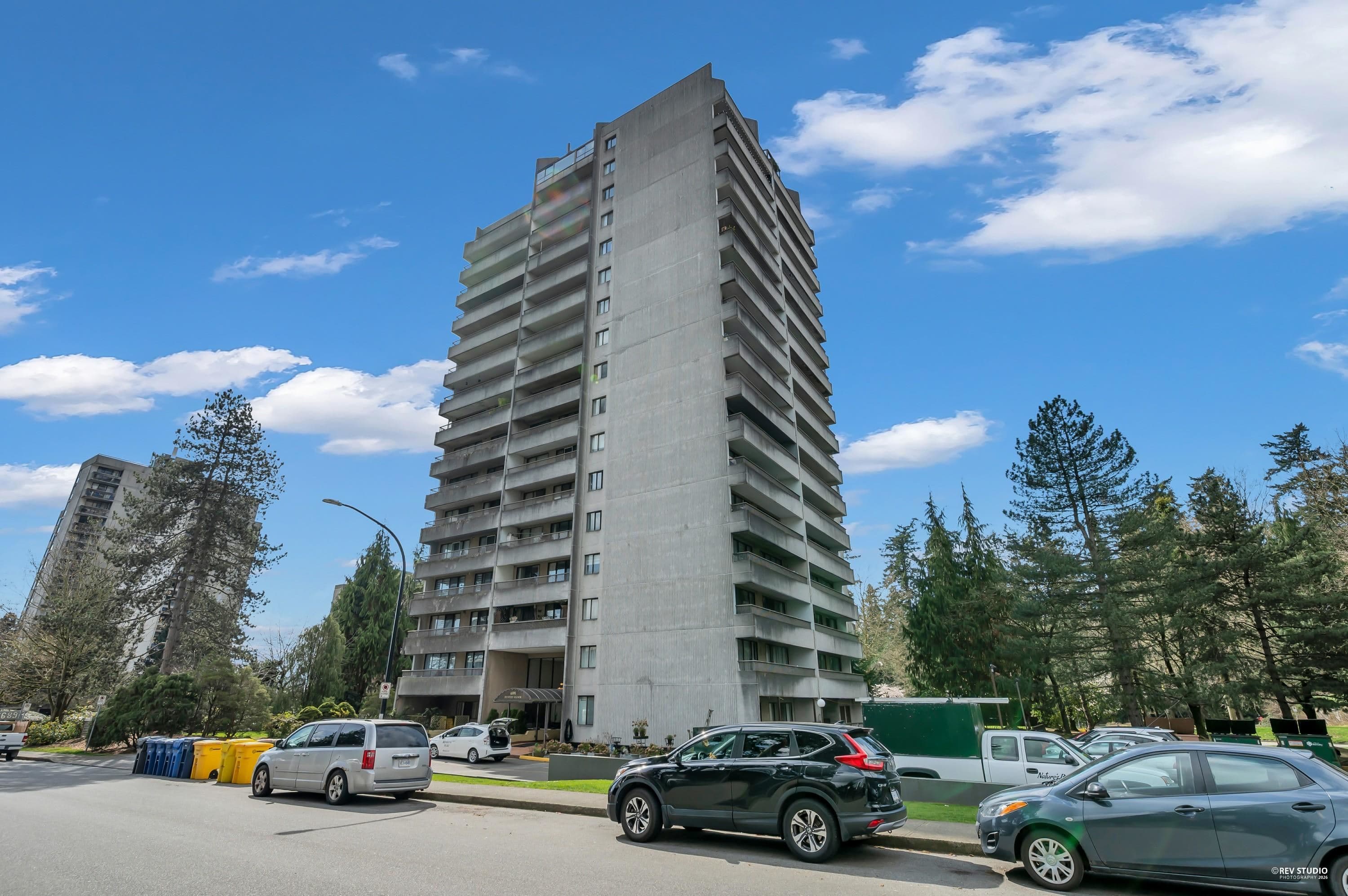 203 - 6595 Willingdon Avenue, Burnaby, V5H 4E5 — photo 1