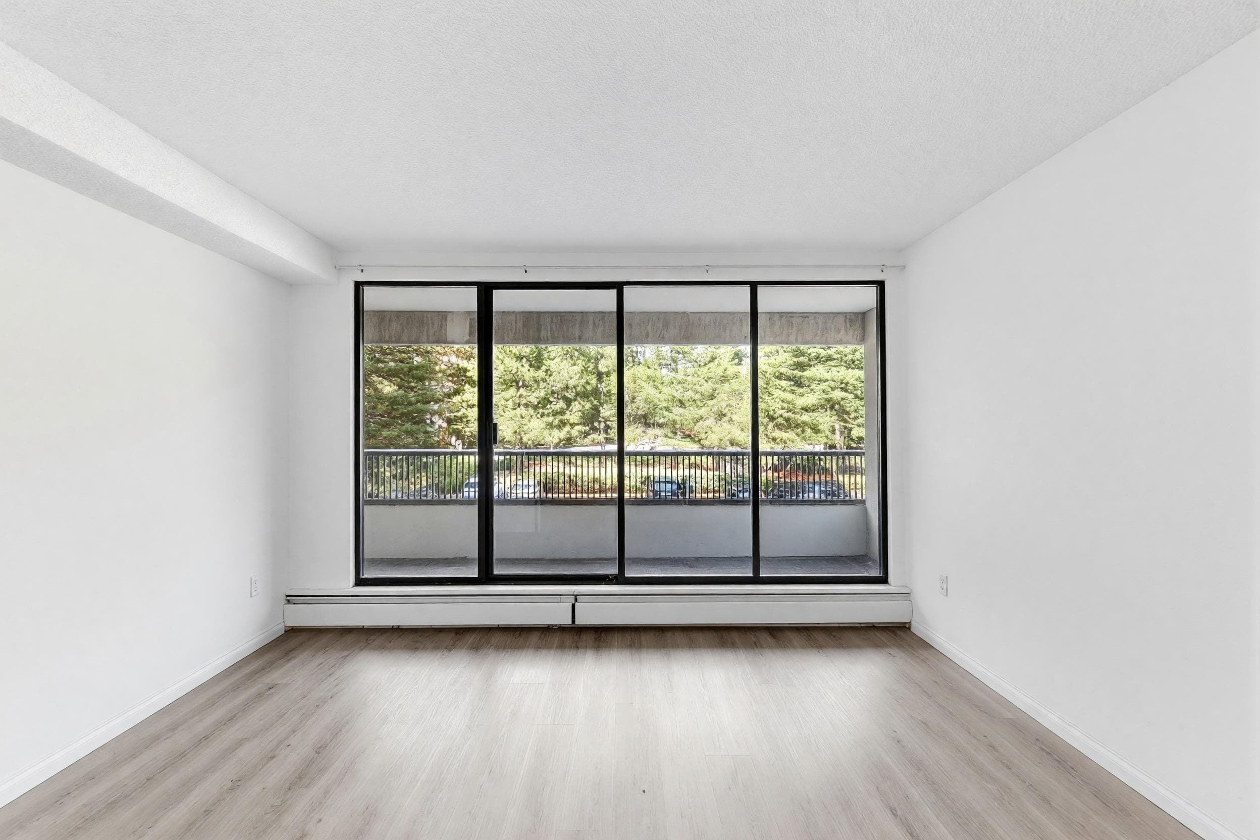 203 - 6595 Willingdon Avenue, Burnaby, V5H 4E5 — photo 5