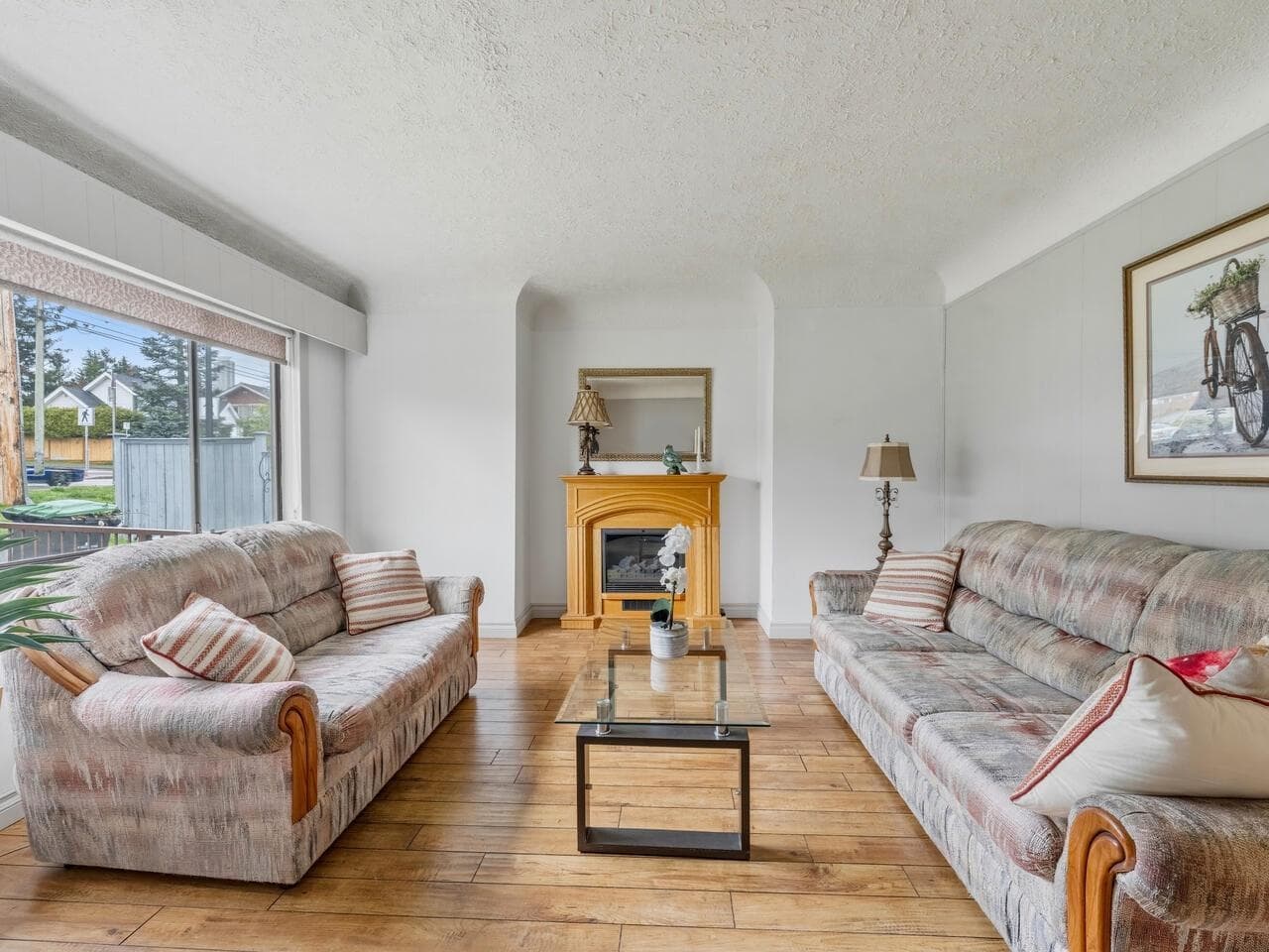 2206 Eighth Avenue, New Westminster, V3M 2V1 — photo 5