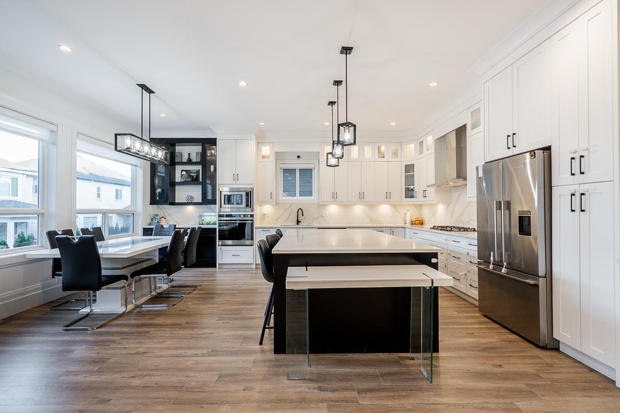 17825 Barnston Drive, Surrey, V4N 6T4 — photo 4