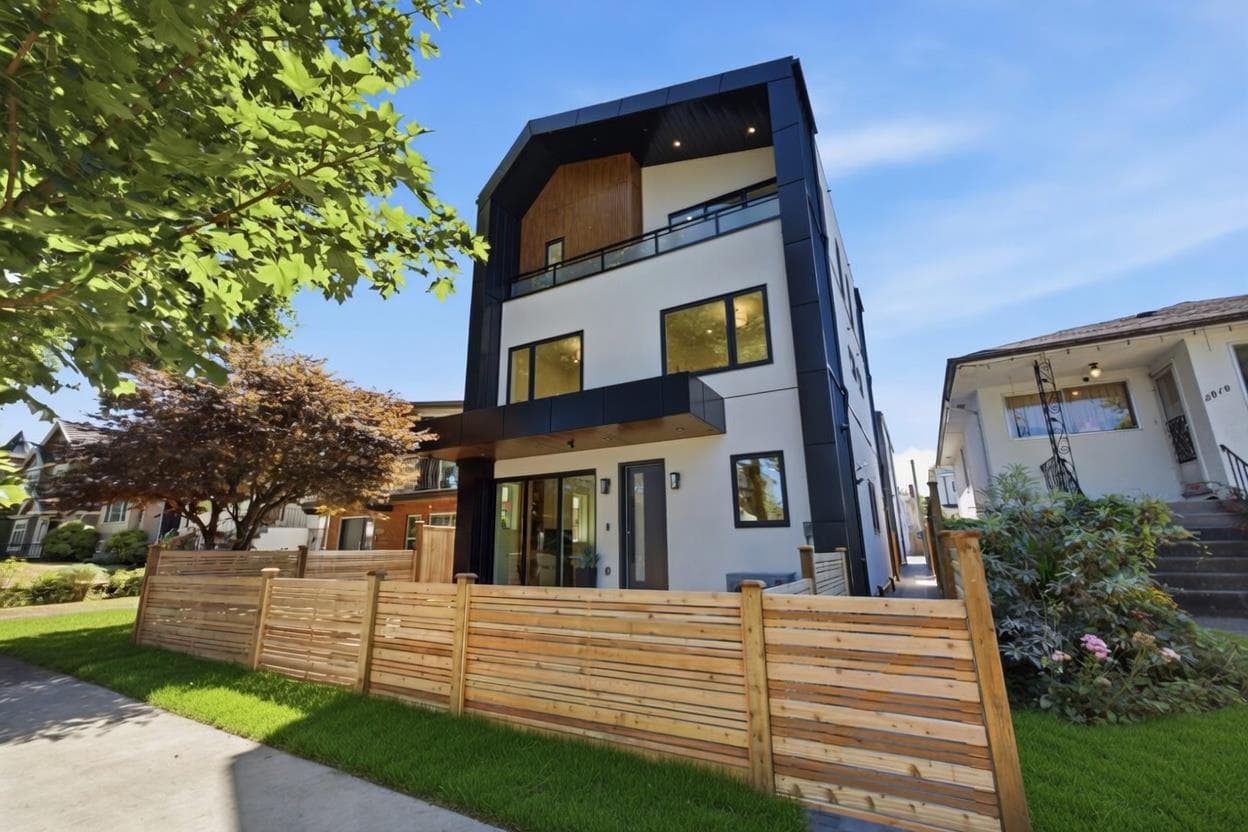 1 - 3018 E 19th Avenue, Vancouver