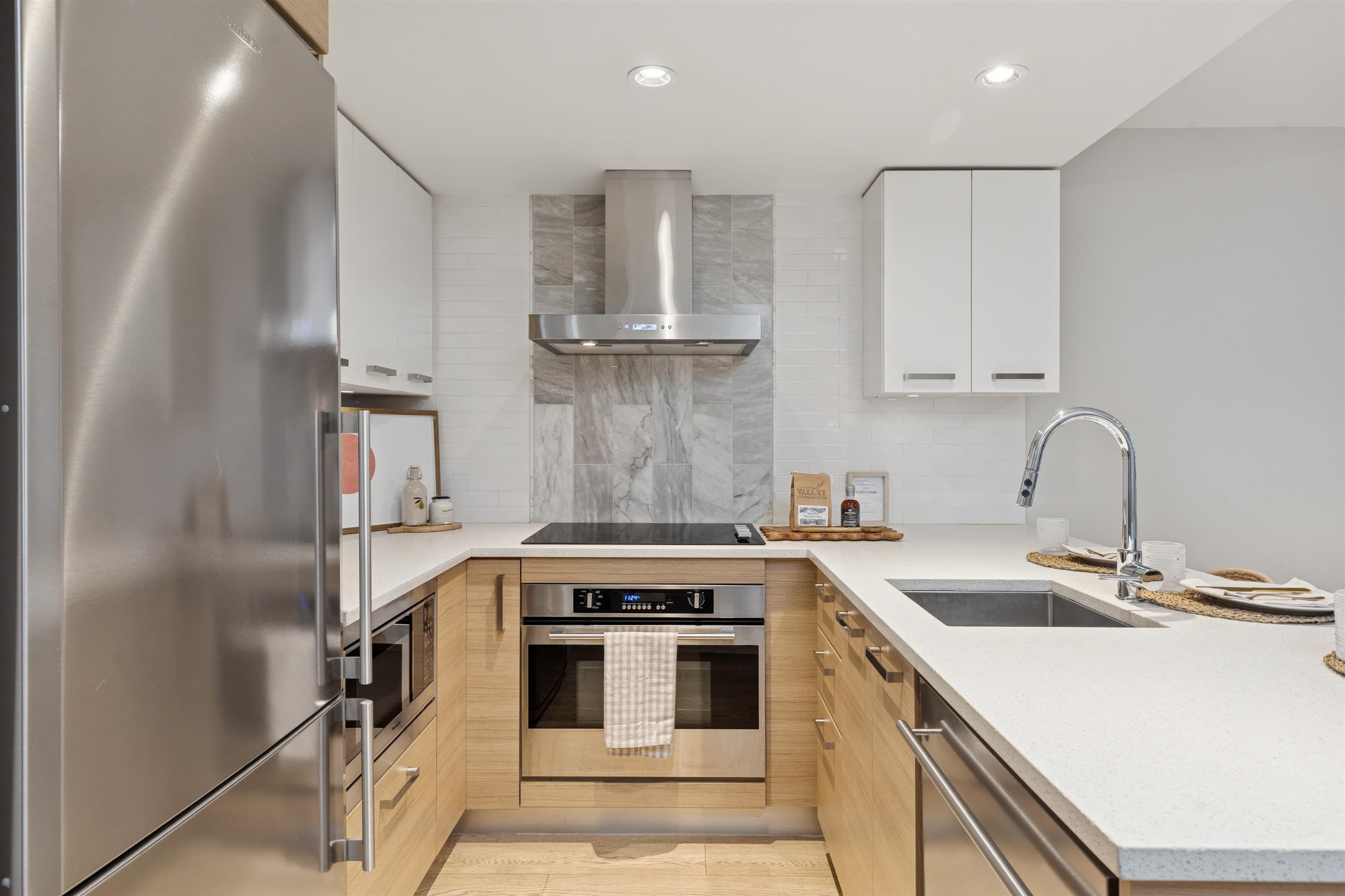 329 - 1783 Manitoba Street, Vancouver, V5Y 0K1 — photo 2