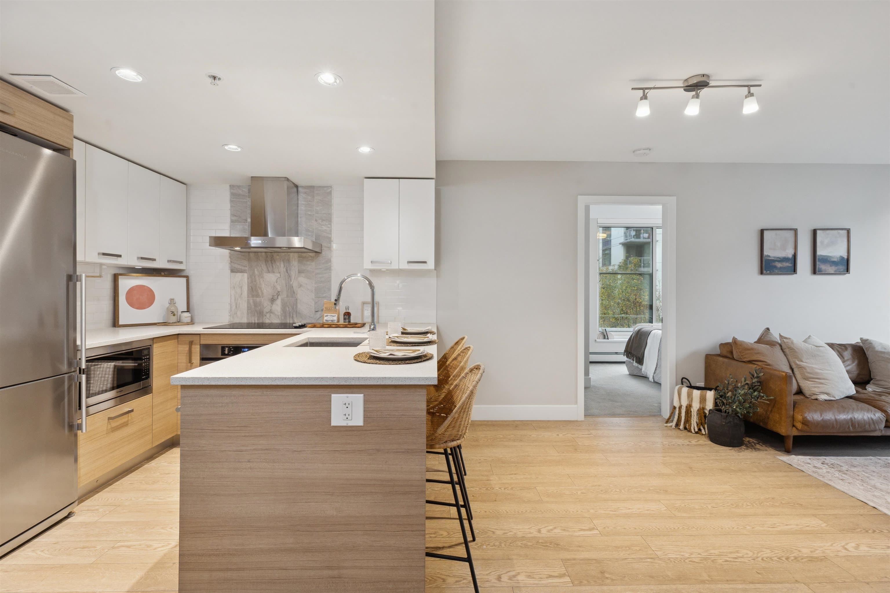 329 - 1783 Manitoba Street, Vancouver, V5Y 0K1 — photo 1
