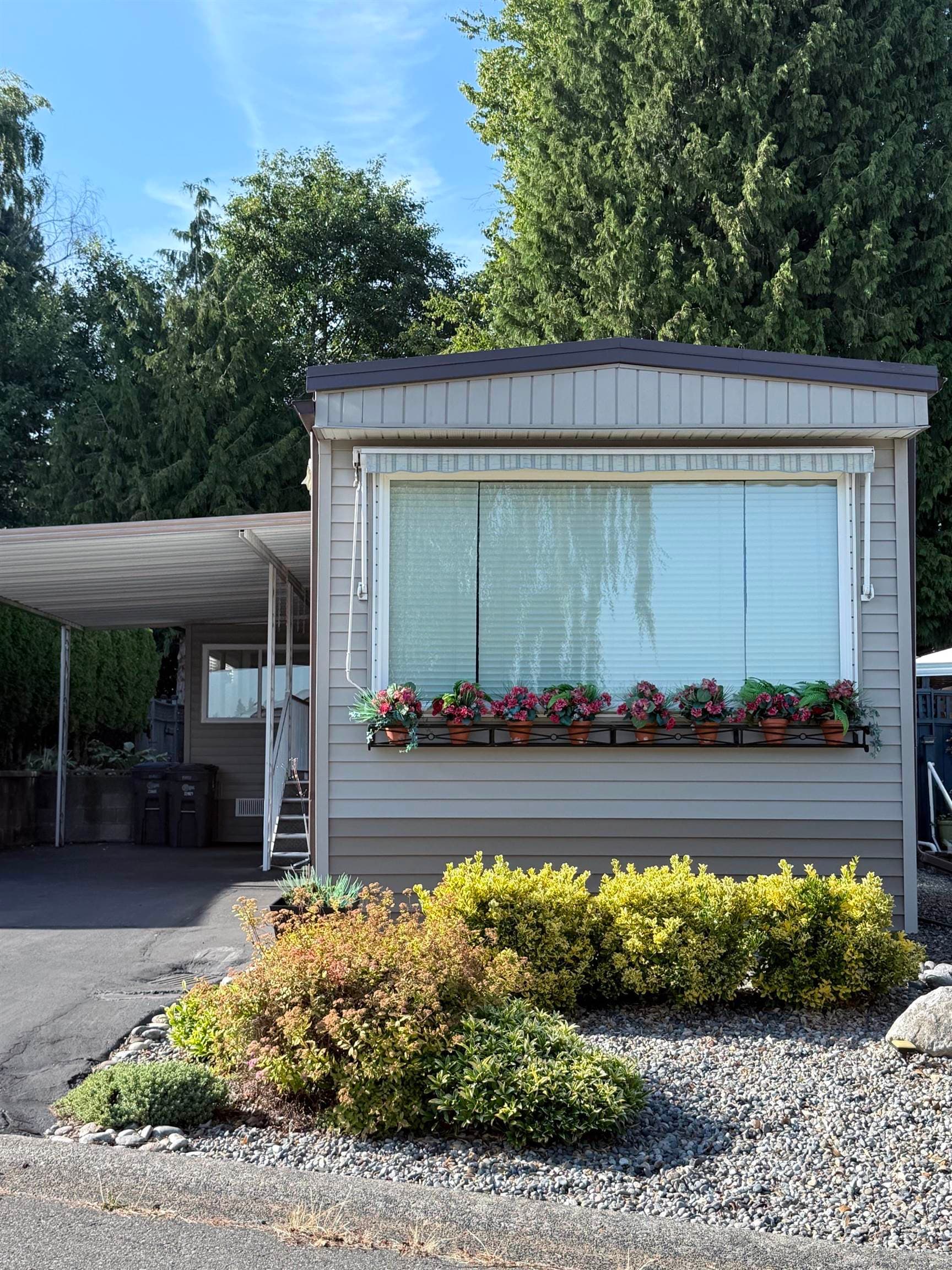 15851 Suffolk Road, Surrey