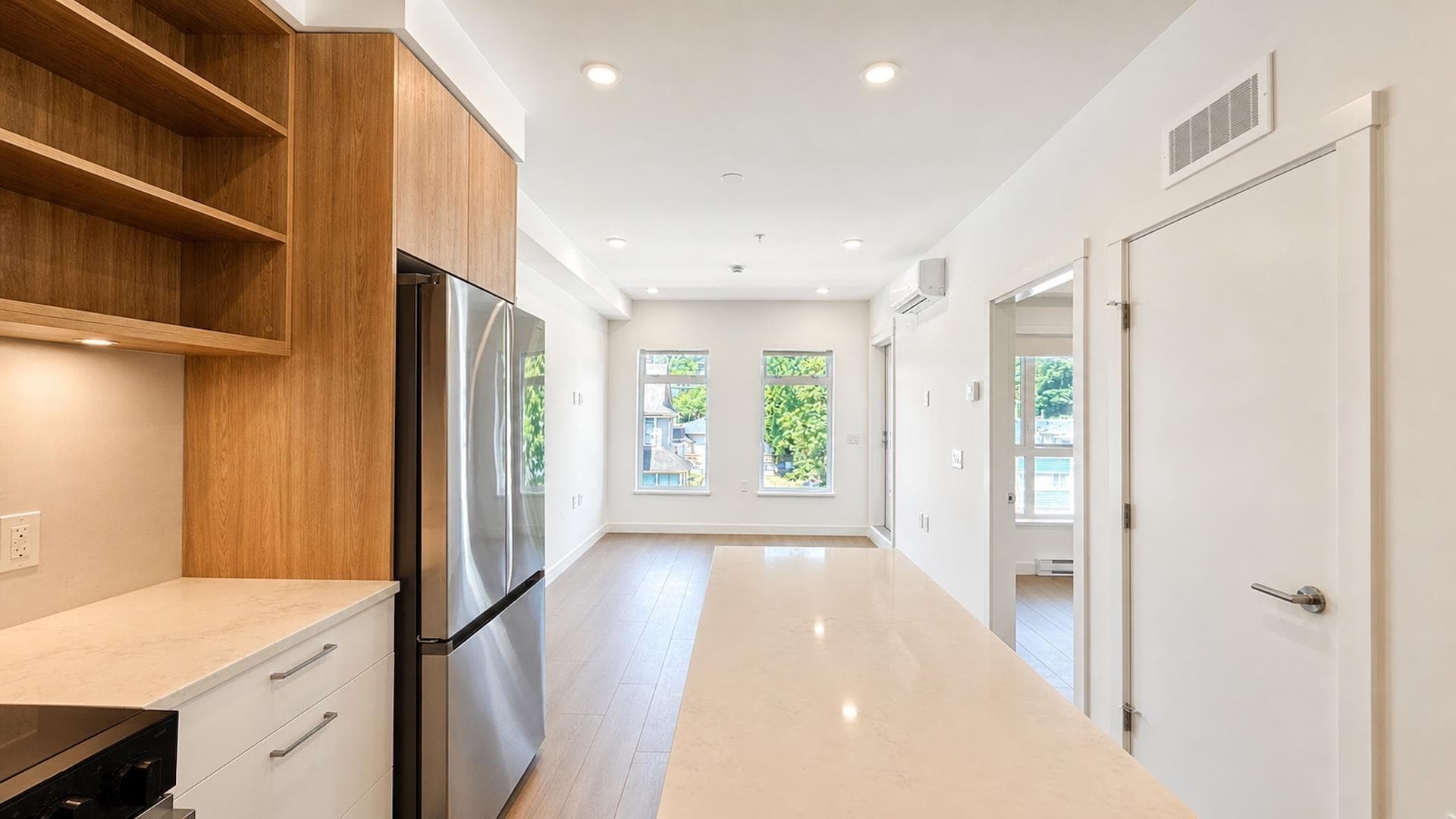 408 - 82 First Street, New Westminster, V3L 0L8 — photo 4