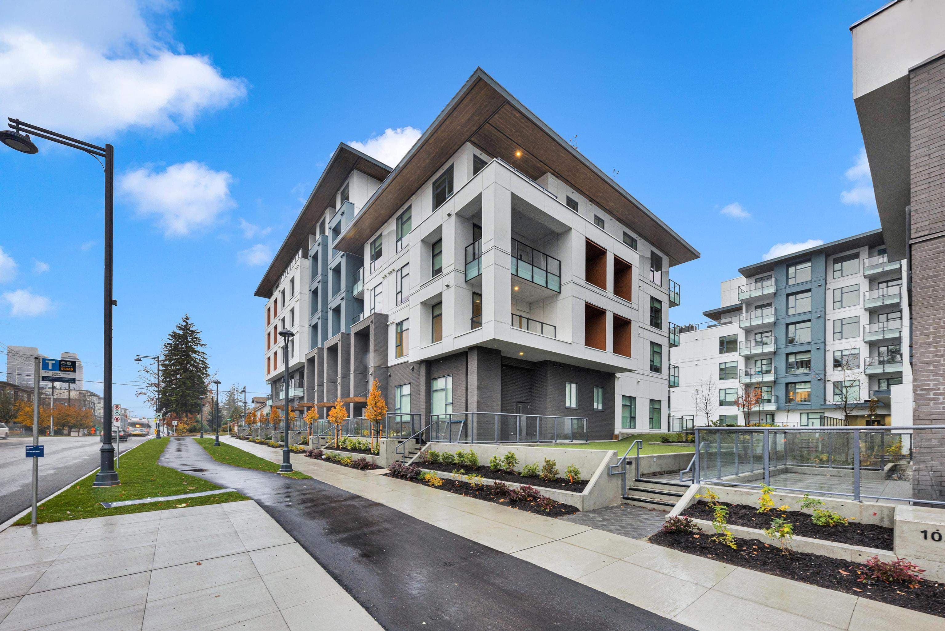 406 - 10828 139a Street, Surrey, V3R 0H3 — photo 1