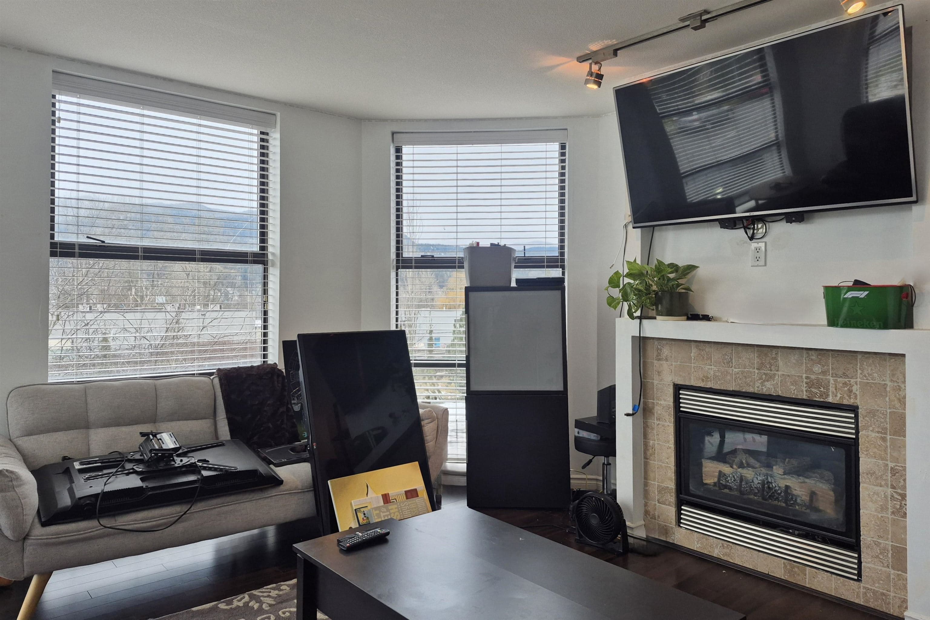 2010 - 84 Grant Street, Port Moody, V3H 0B5 — photo 5