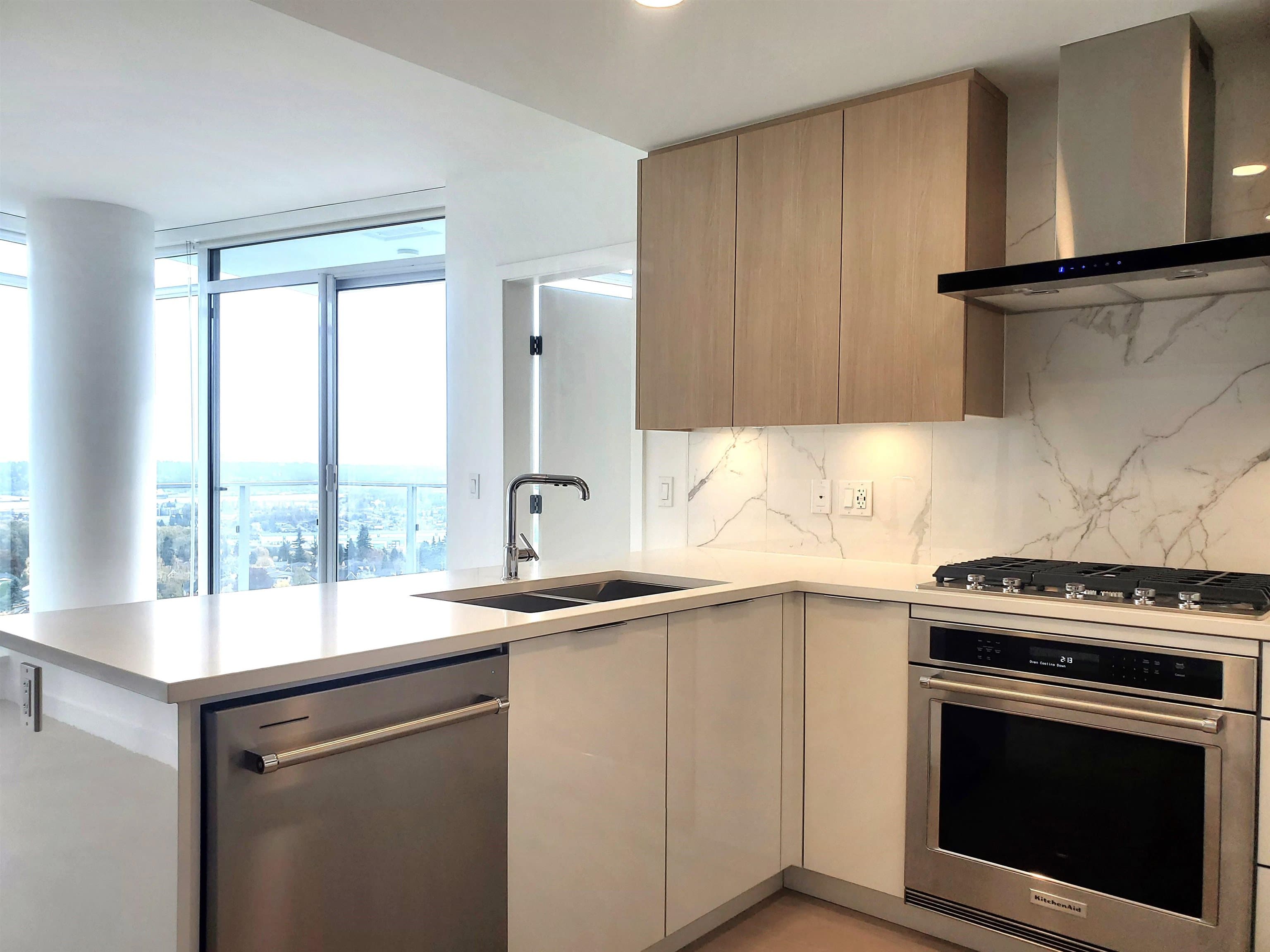 1406 - 7683 Park Crescent, Burnaby, V3N 0J4 — photo 3