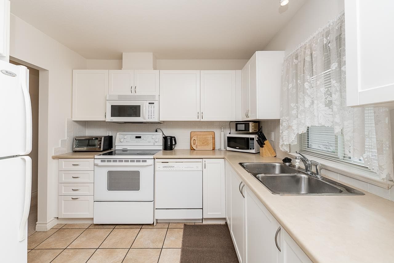 53 - 17516 4 Avenue, Surrey, V3S 0S1 — photo 3