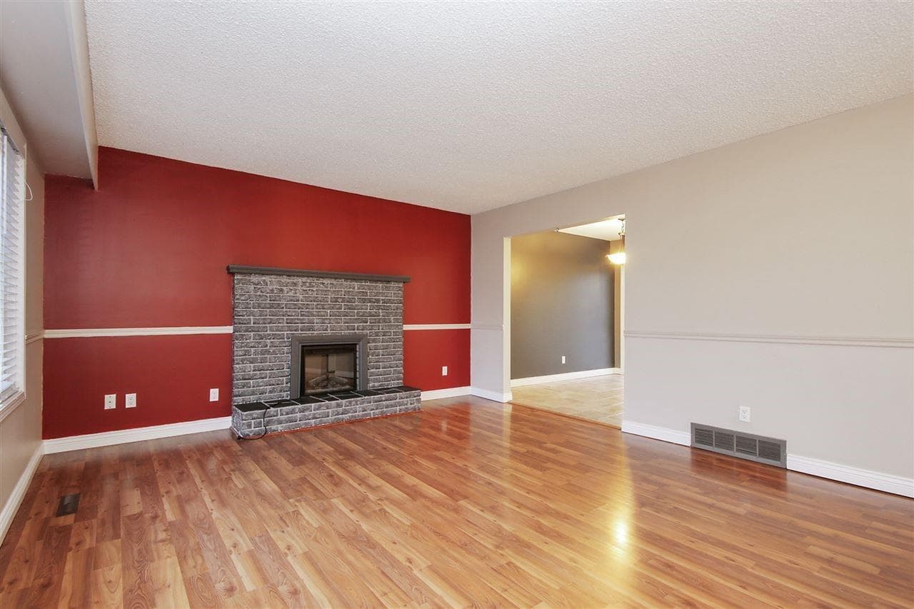 10111 Shamrock Drive, Chilliwack, V2P 5L3 — photo 3