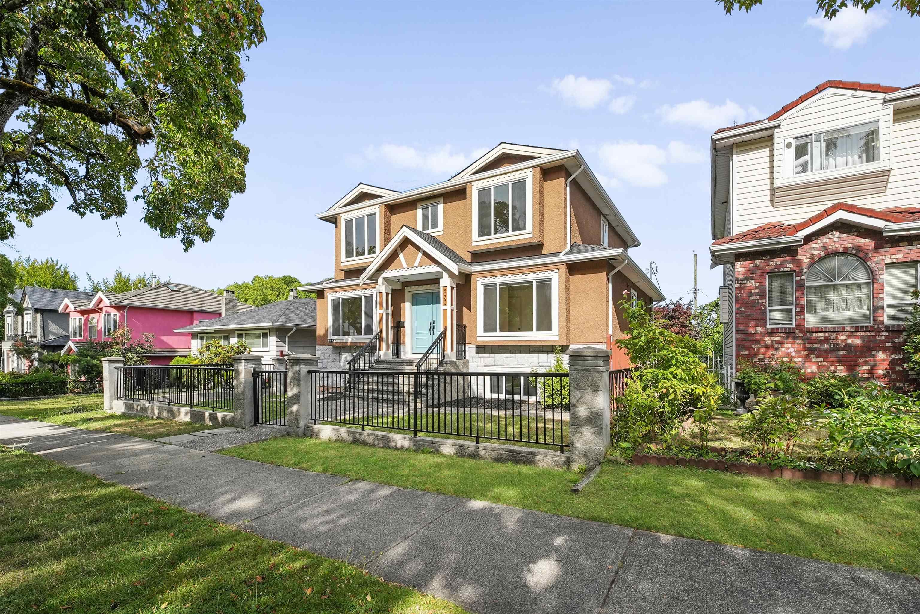 5454 Slocan St Street, Vancouver, V5R 2B1 — photo 2
