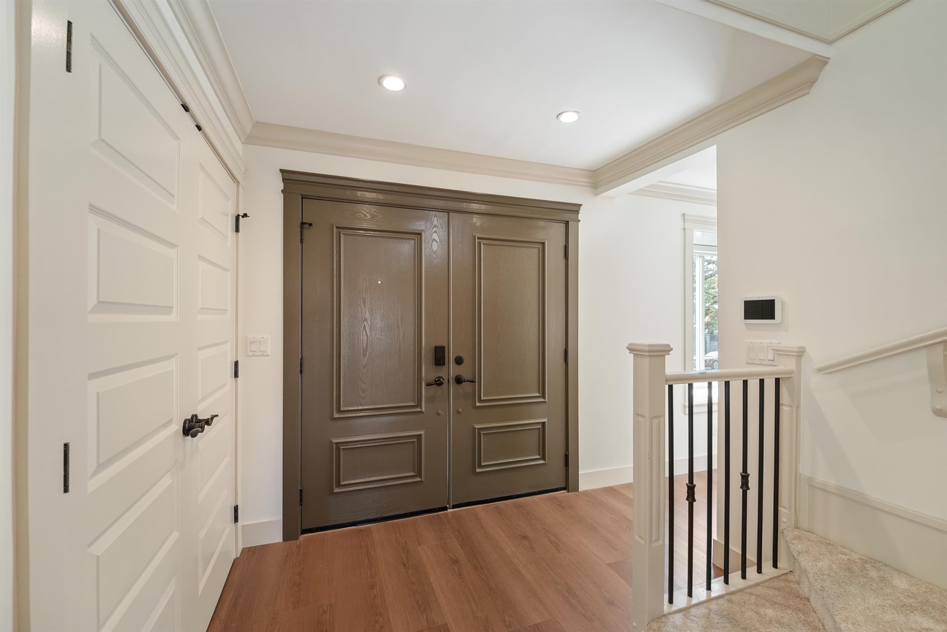 5454 Slocan St Street, Vancouver, V5R 2B1 — photo 3