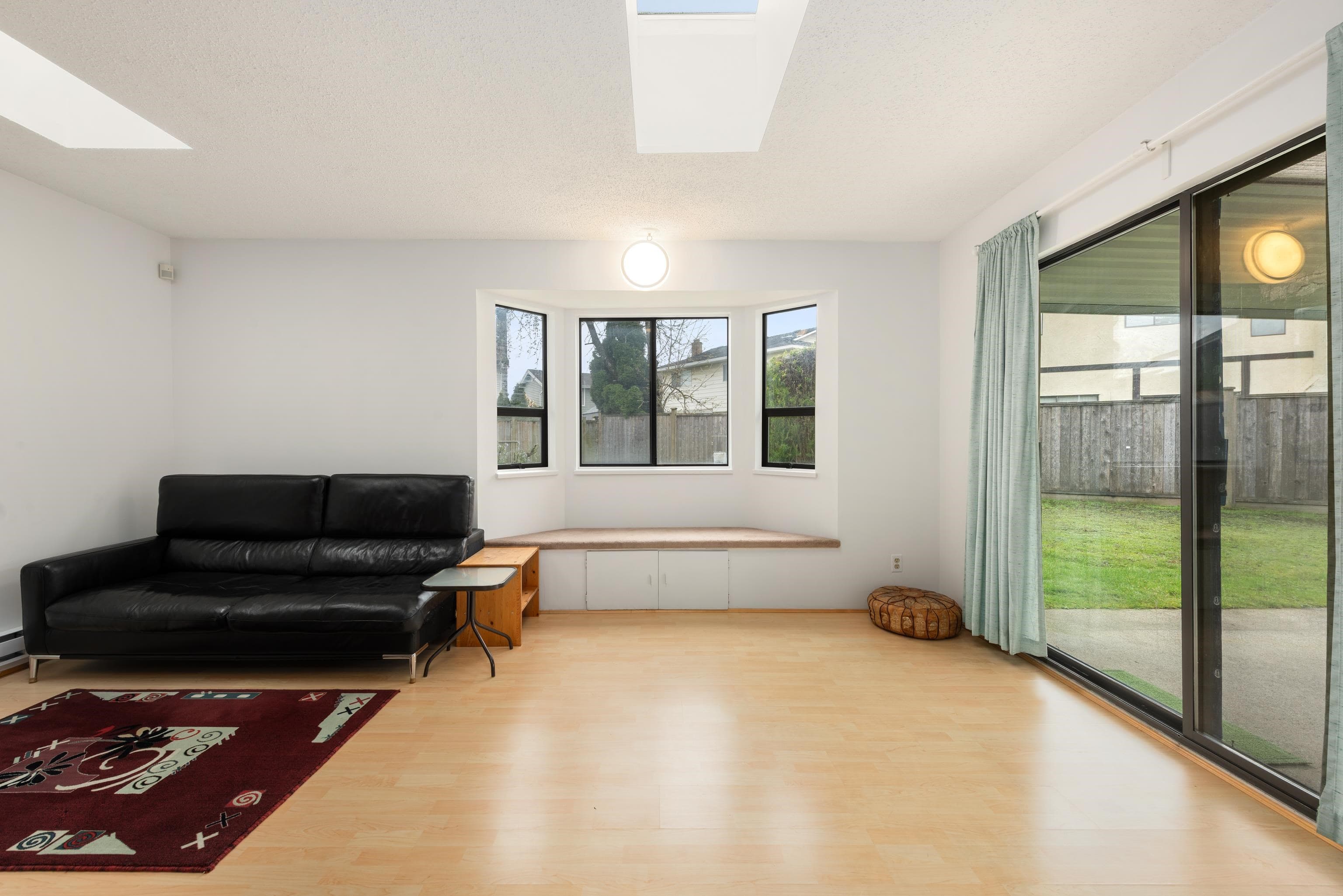 9241 Kingsley Court, Richmond, V7A 4V8 — photo 2