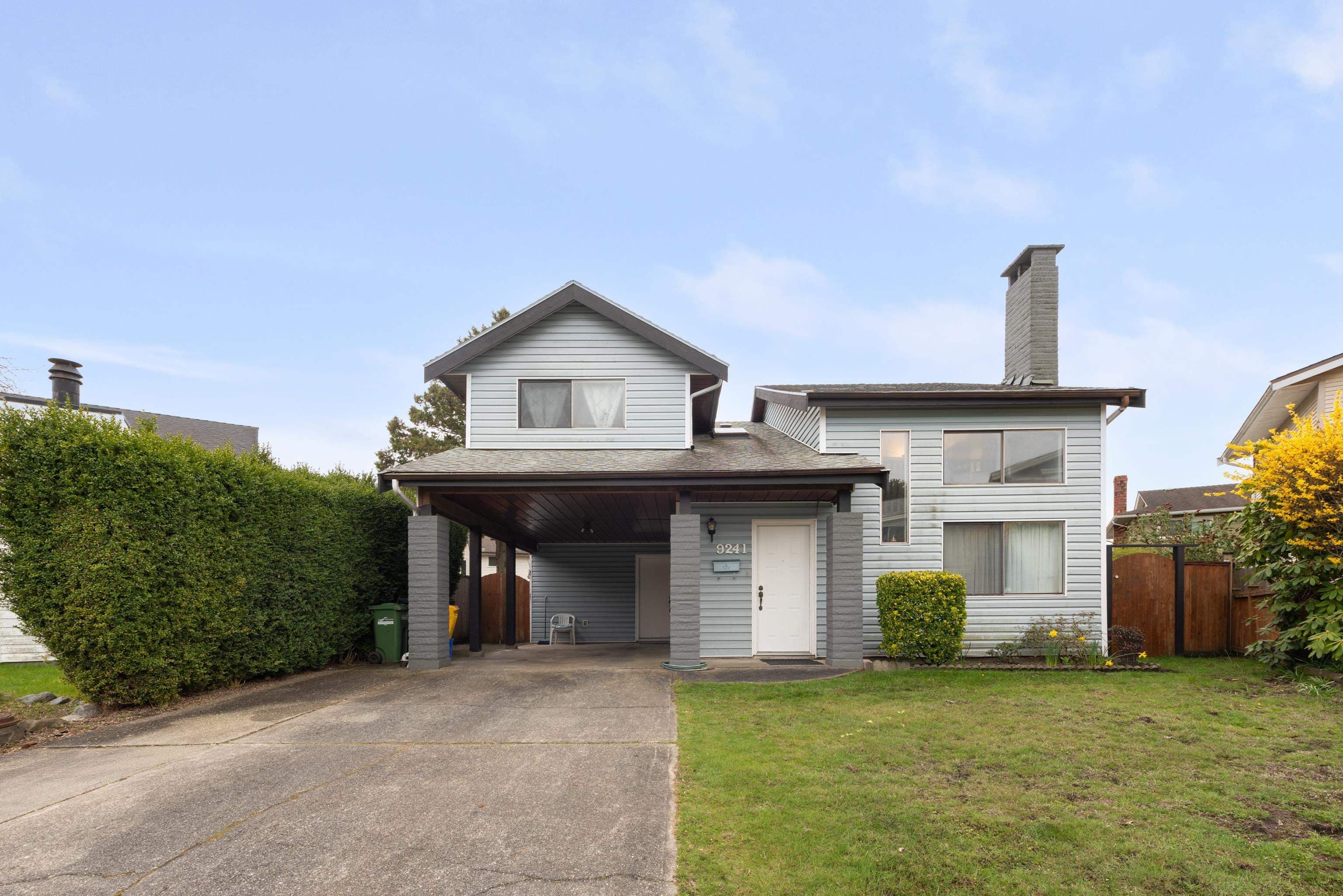 9241 Kingsley Court, Richmond, V7A 4V8 — photo 1