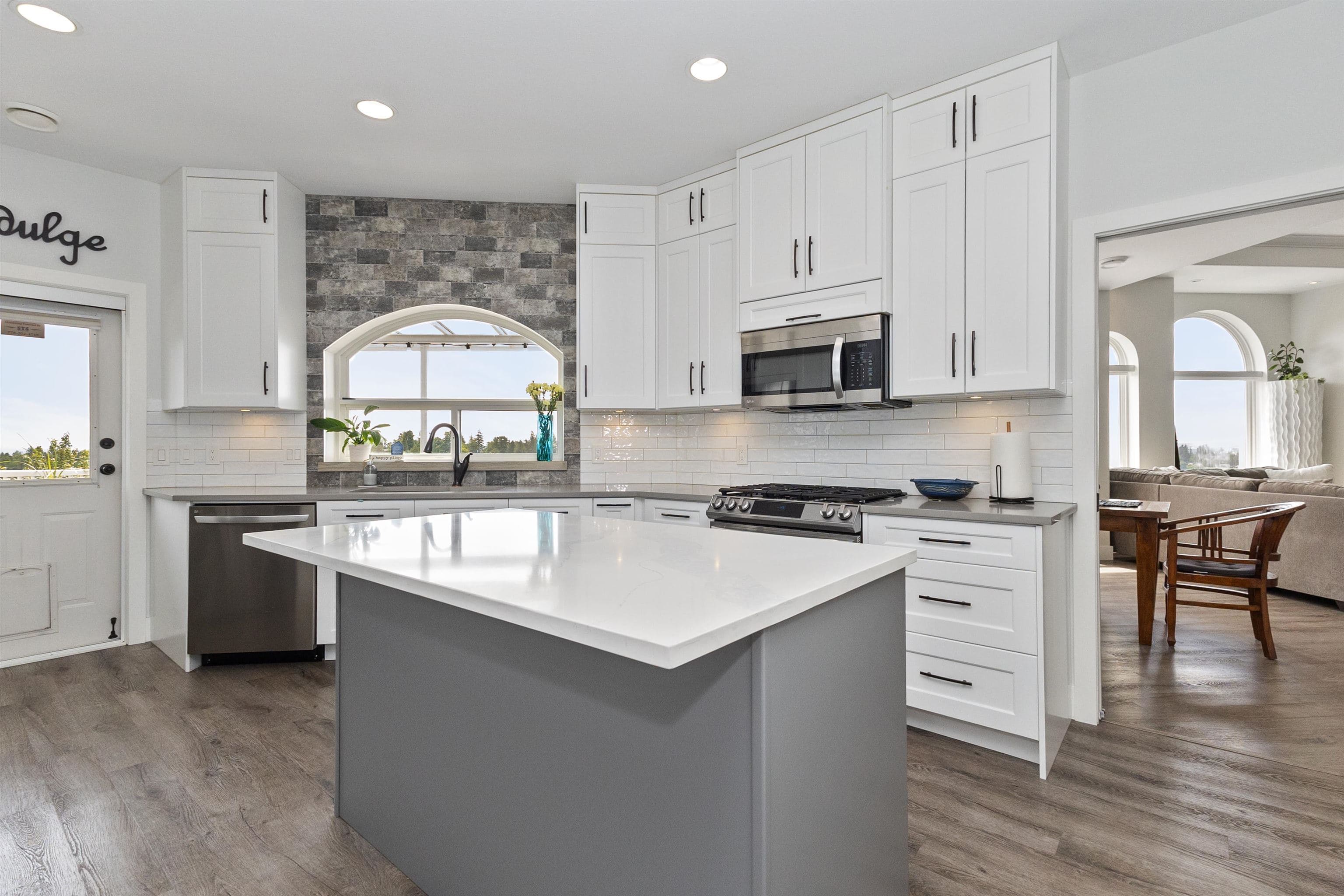 2764 St Moritz Way, Abbotsford, V3G 1C3 — photo 4